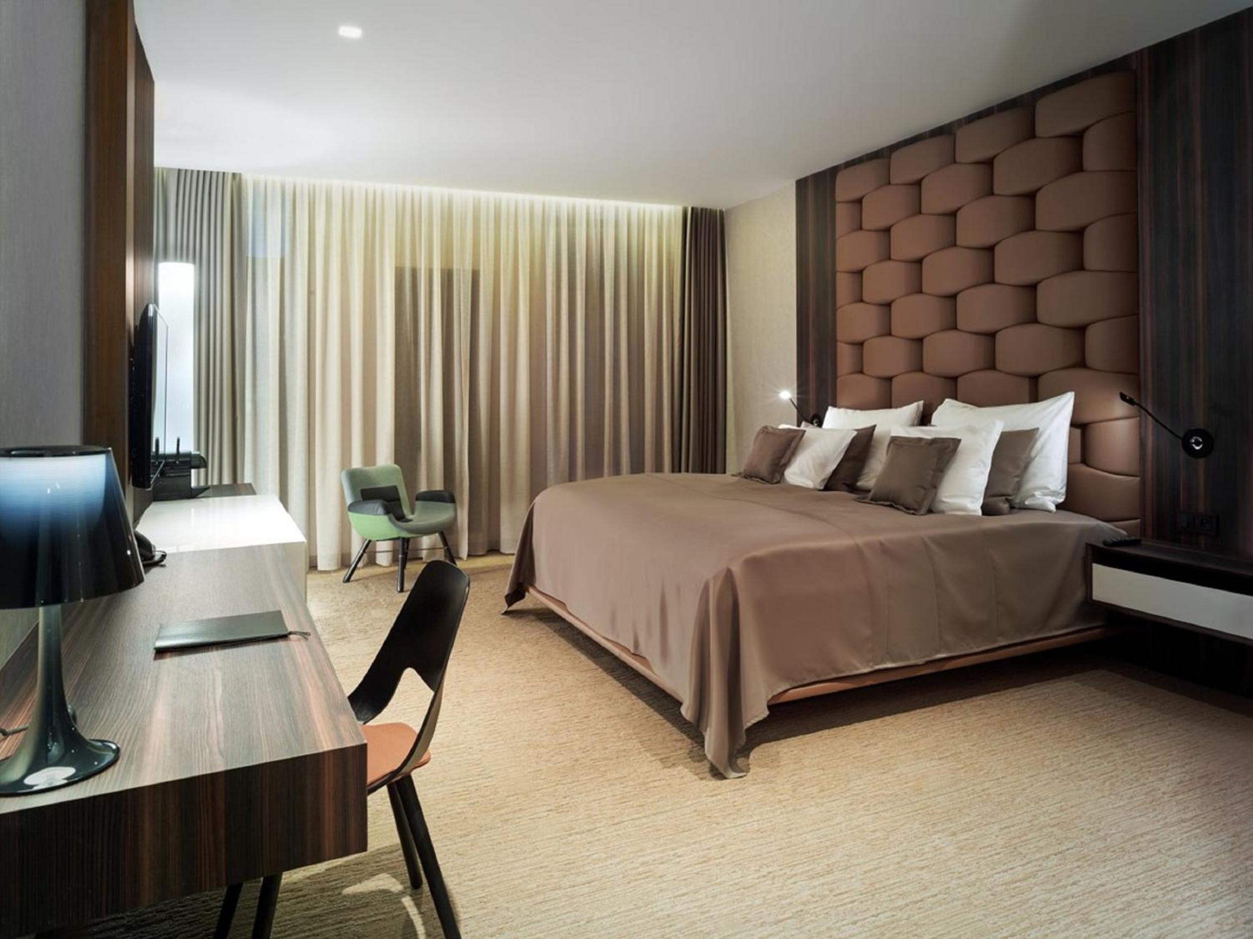 Standard Double or Twin Room photo 3