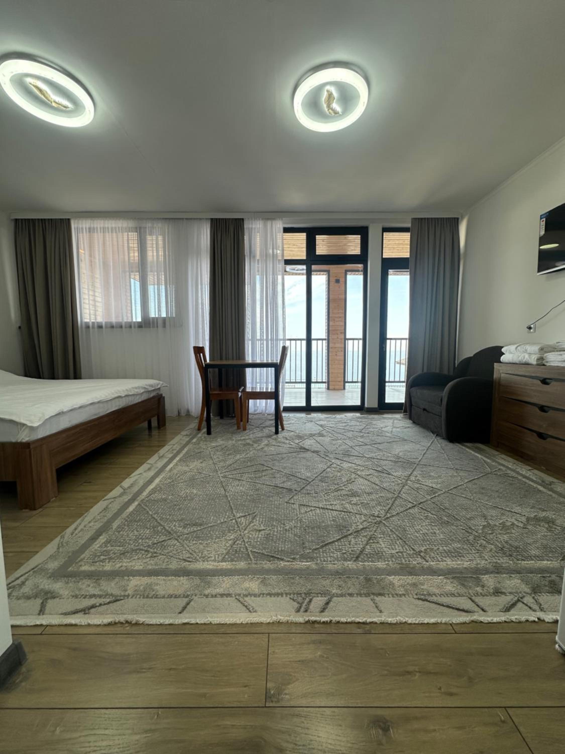 Double Room with Lake View photo 1