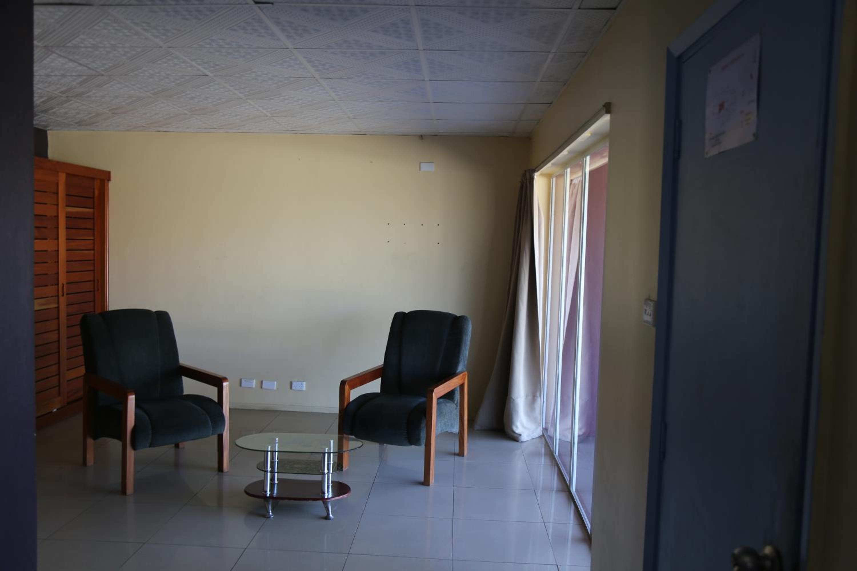 Deluxe Queen Room with Air Conditioning photo 1