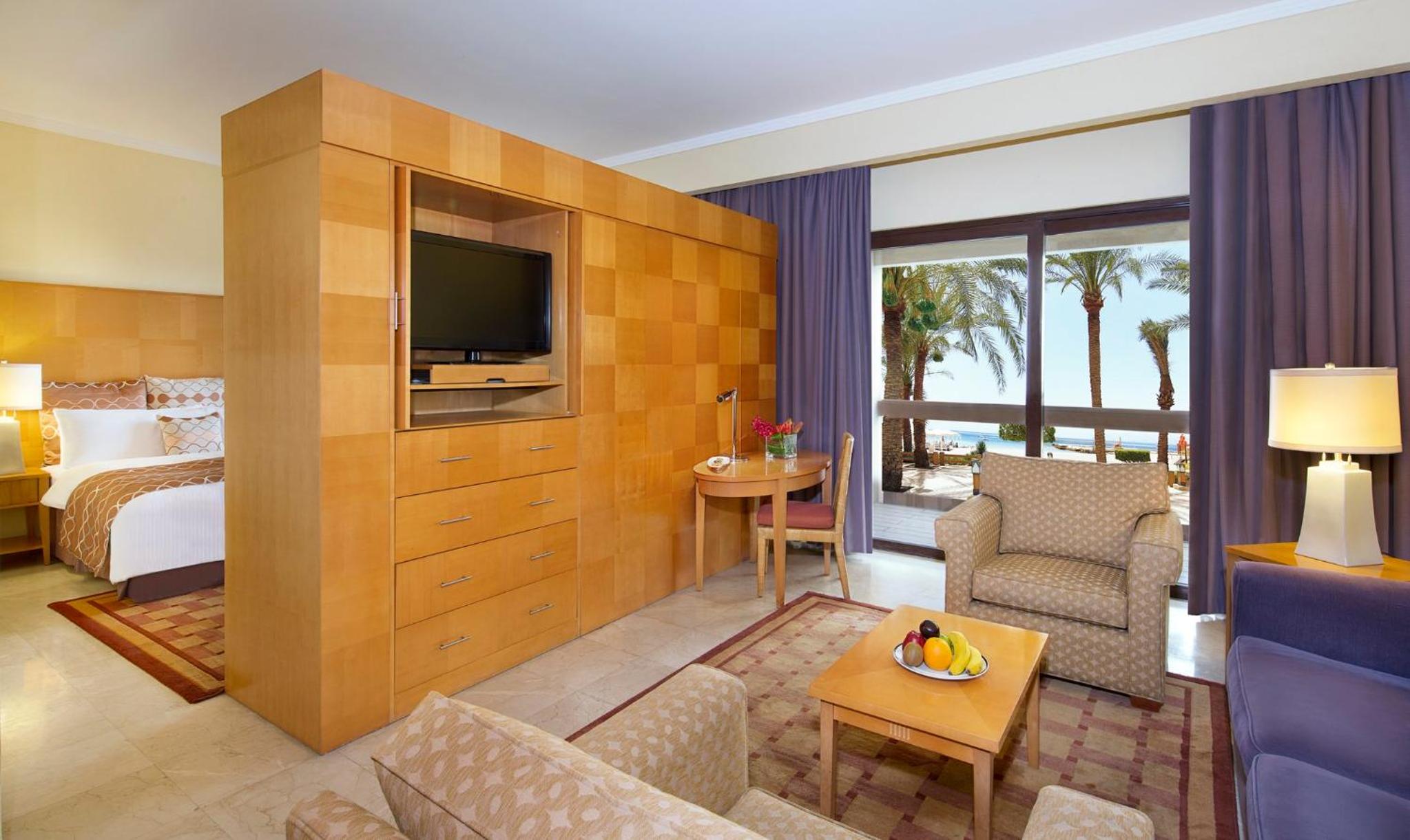 One-Bedroom King Suite