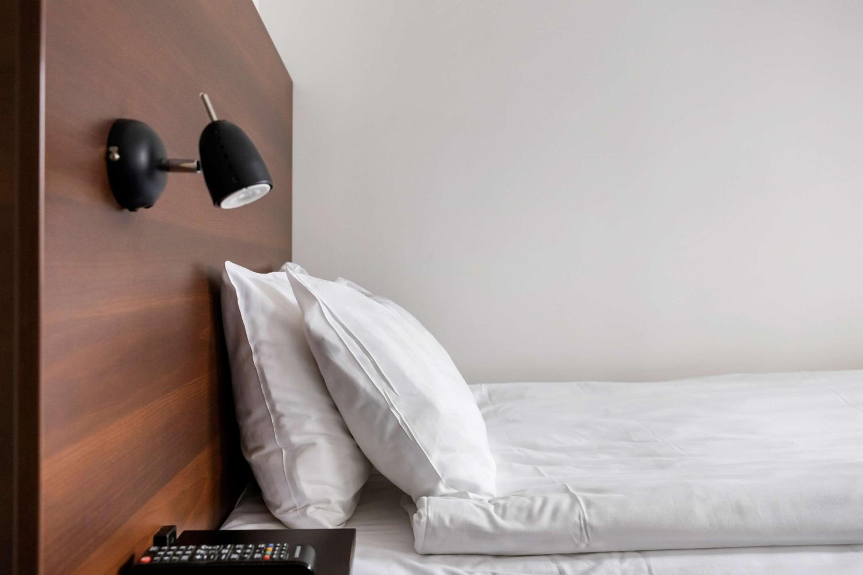 Standard Single Room - Non-Smoking photo 2