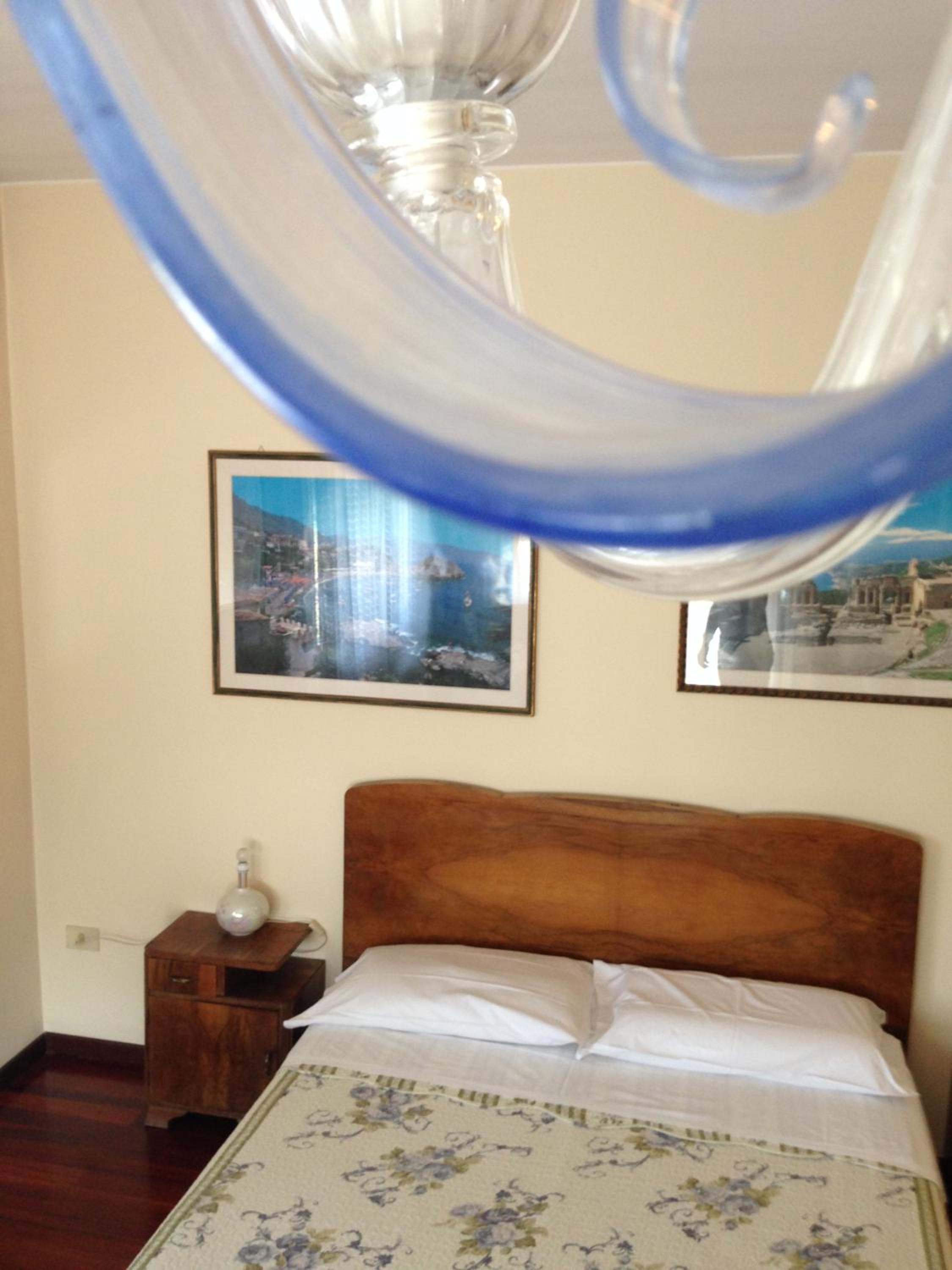 Double or Twin Room - Photo 8