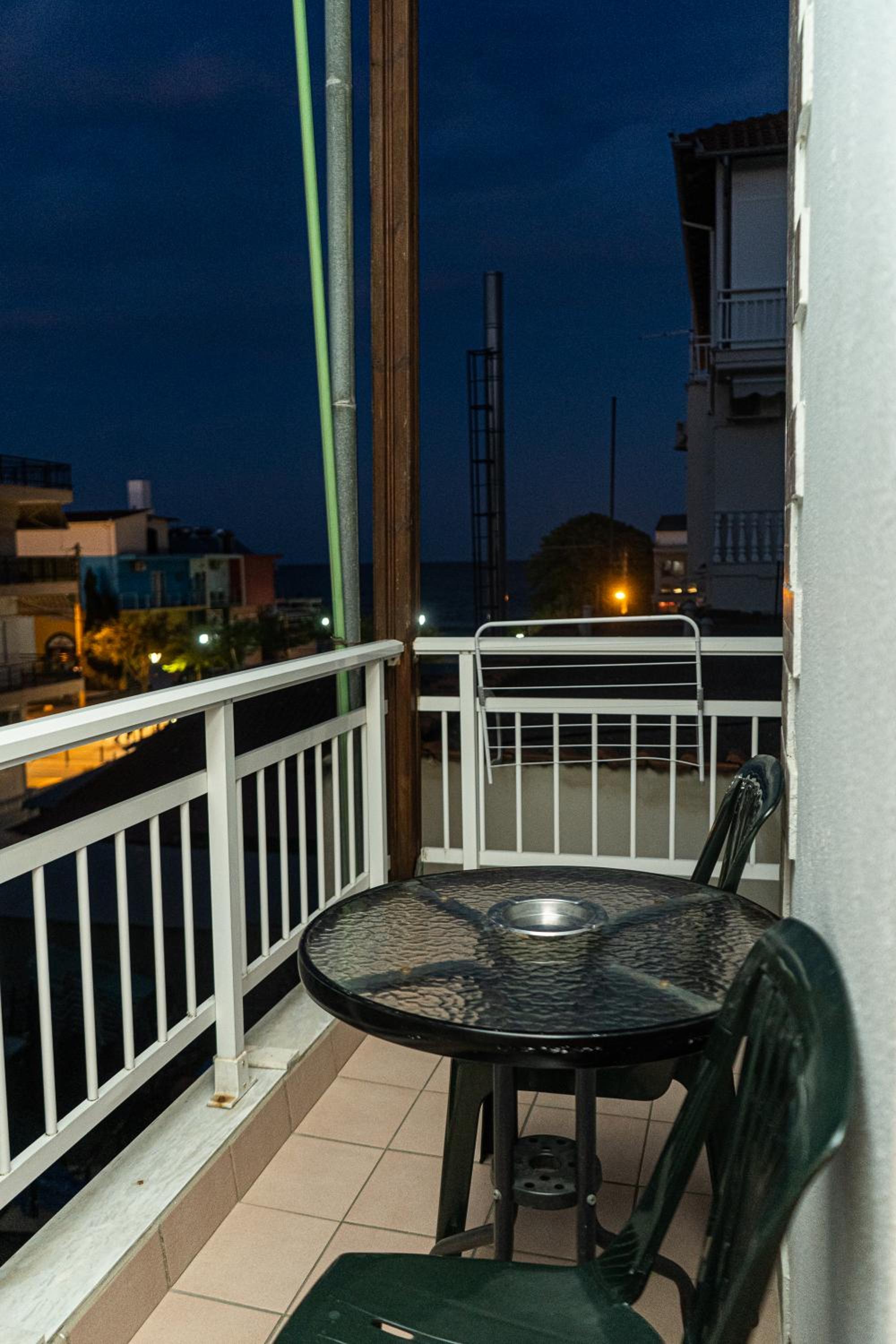 Standard Triple Room with Sea View