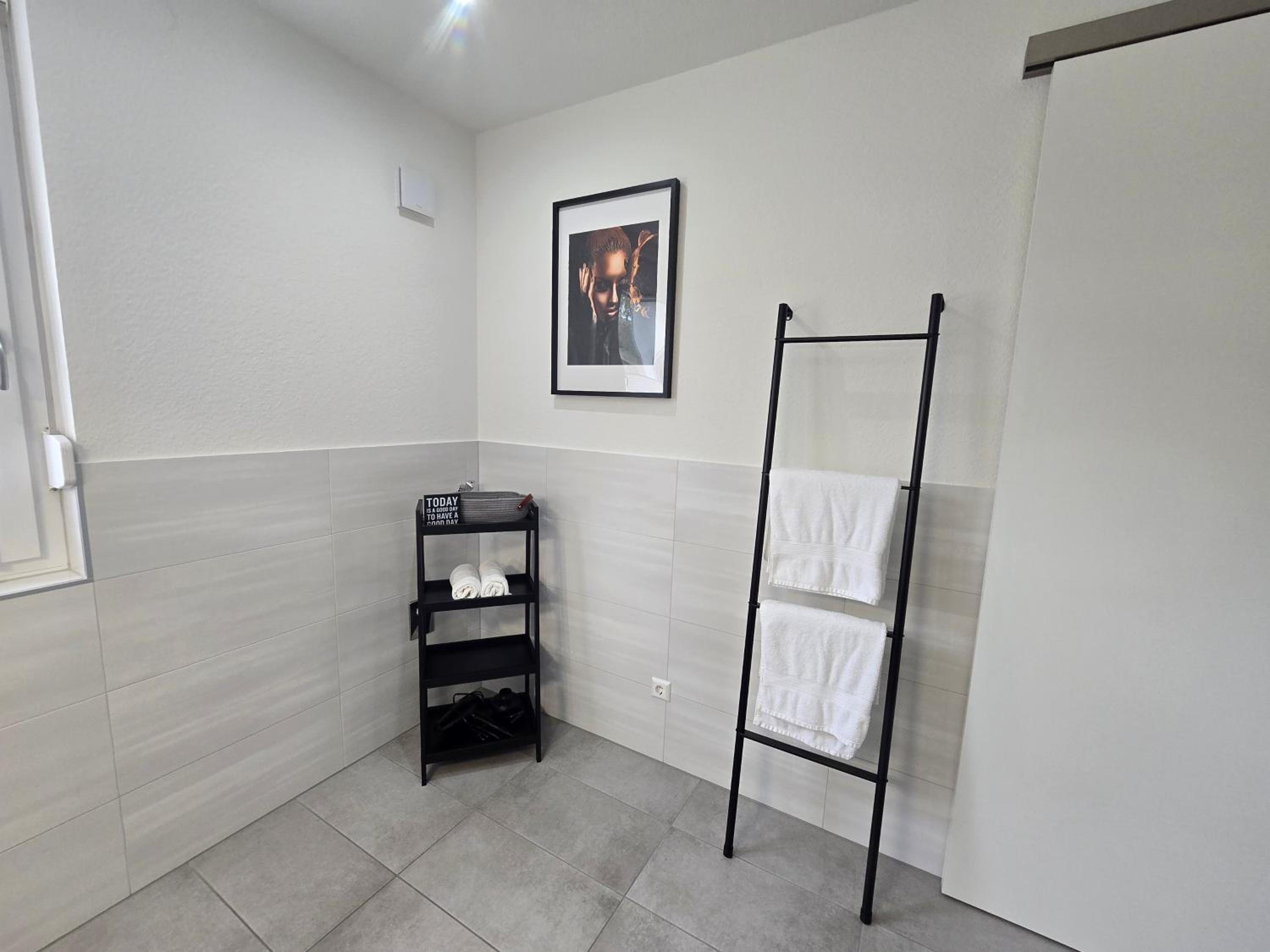 Apartment - Disability Access photo 2