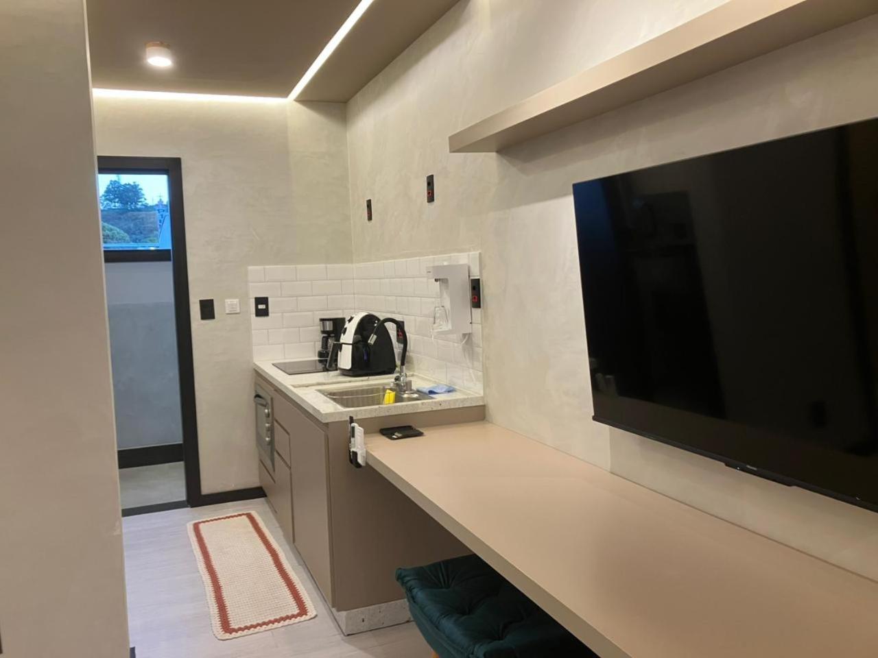 Deluxe Apartment photo 3