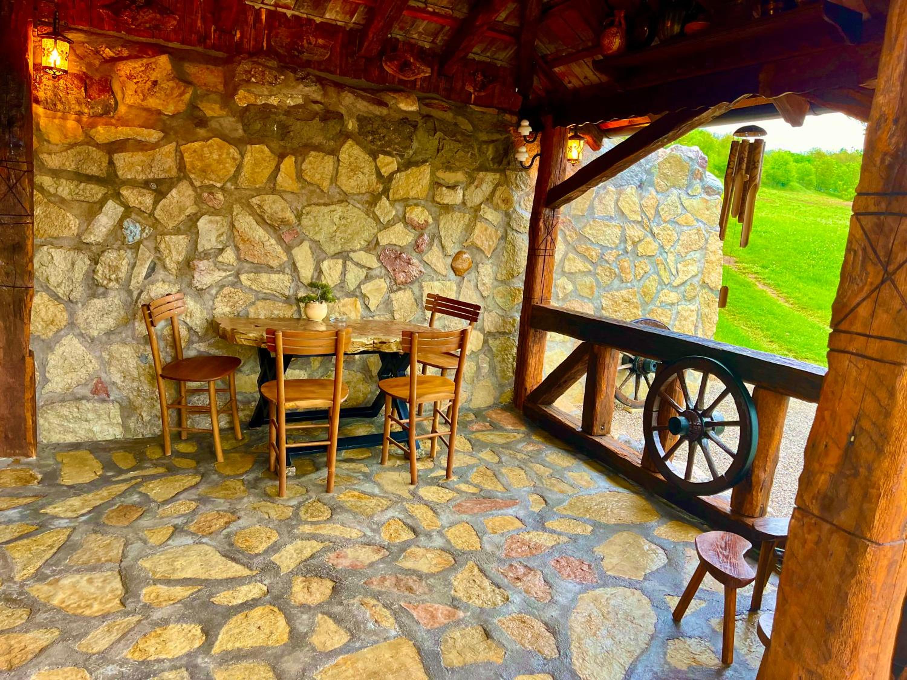 Superior Bungalow photo 3