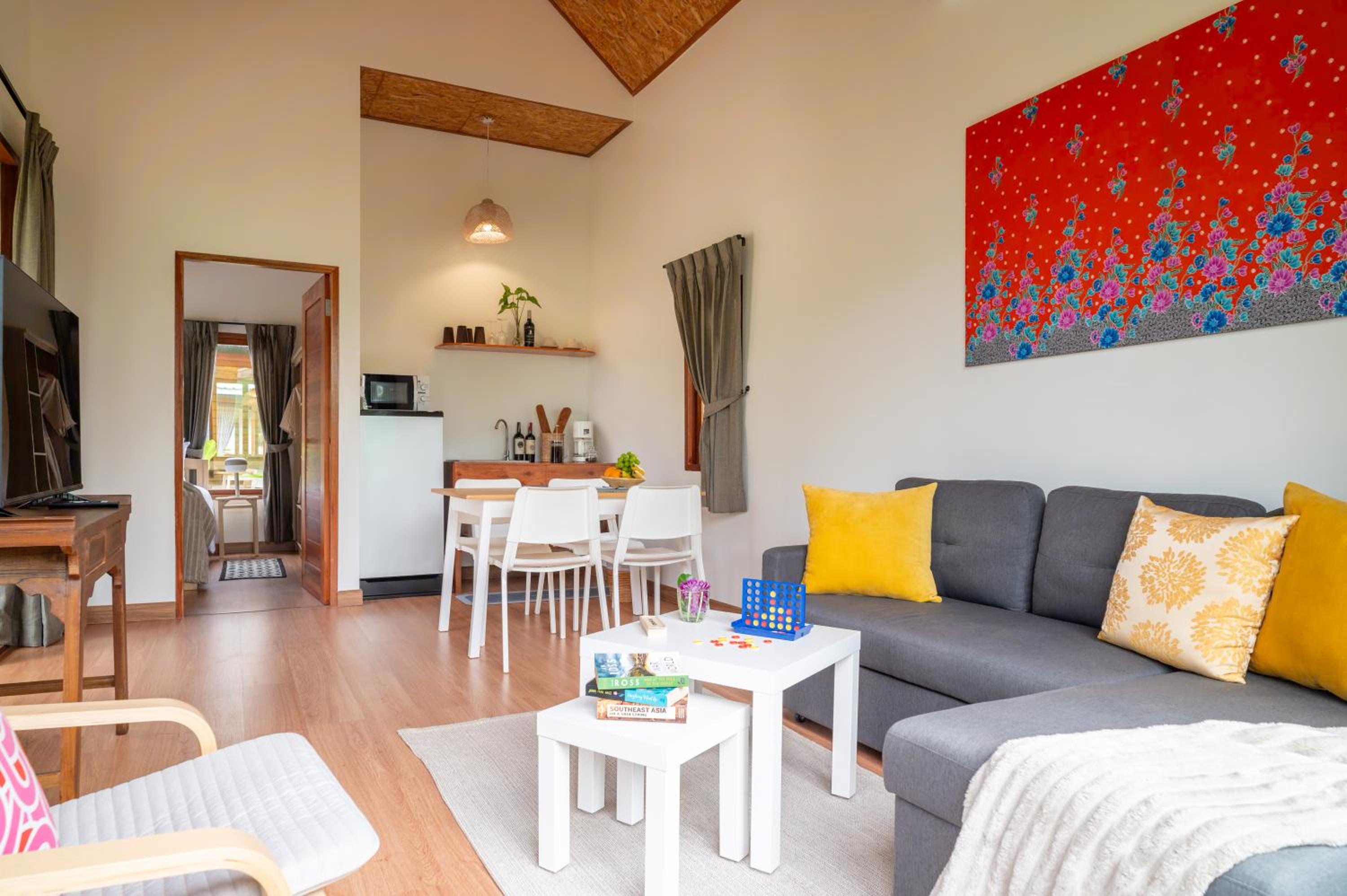 Luxury Farm House Premium