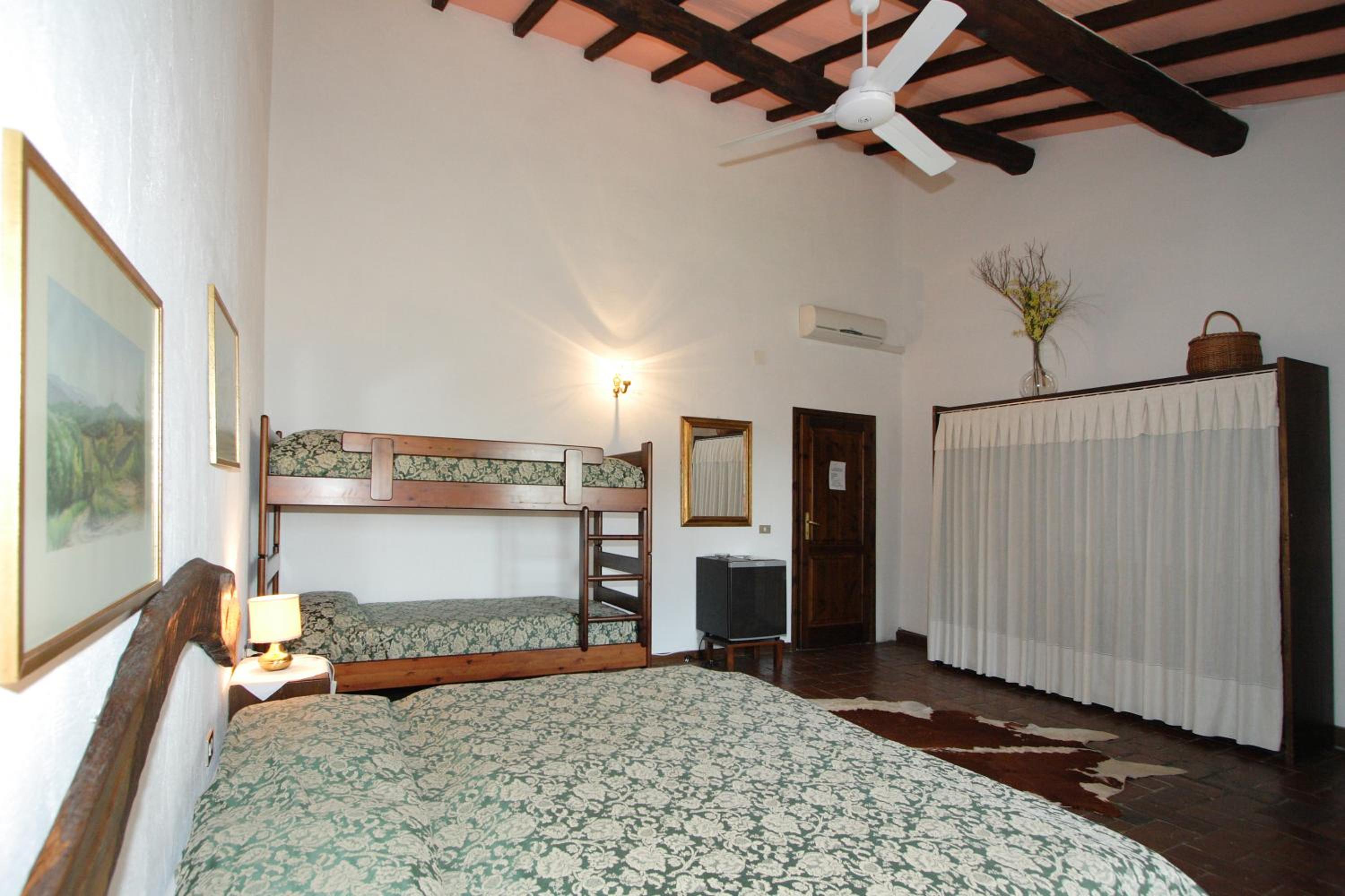 Quadruple Room photo 3