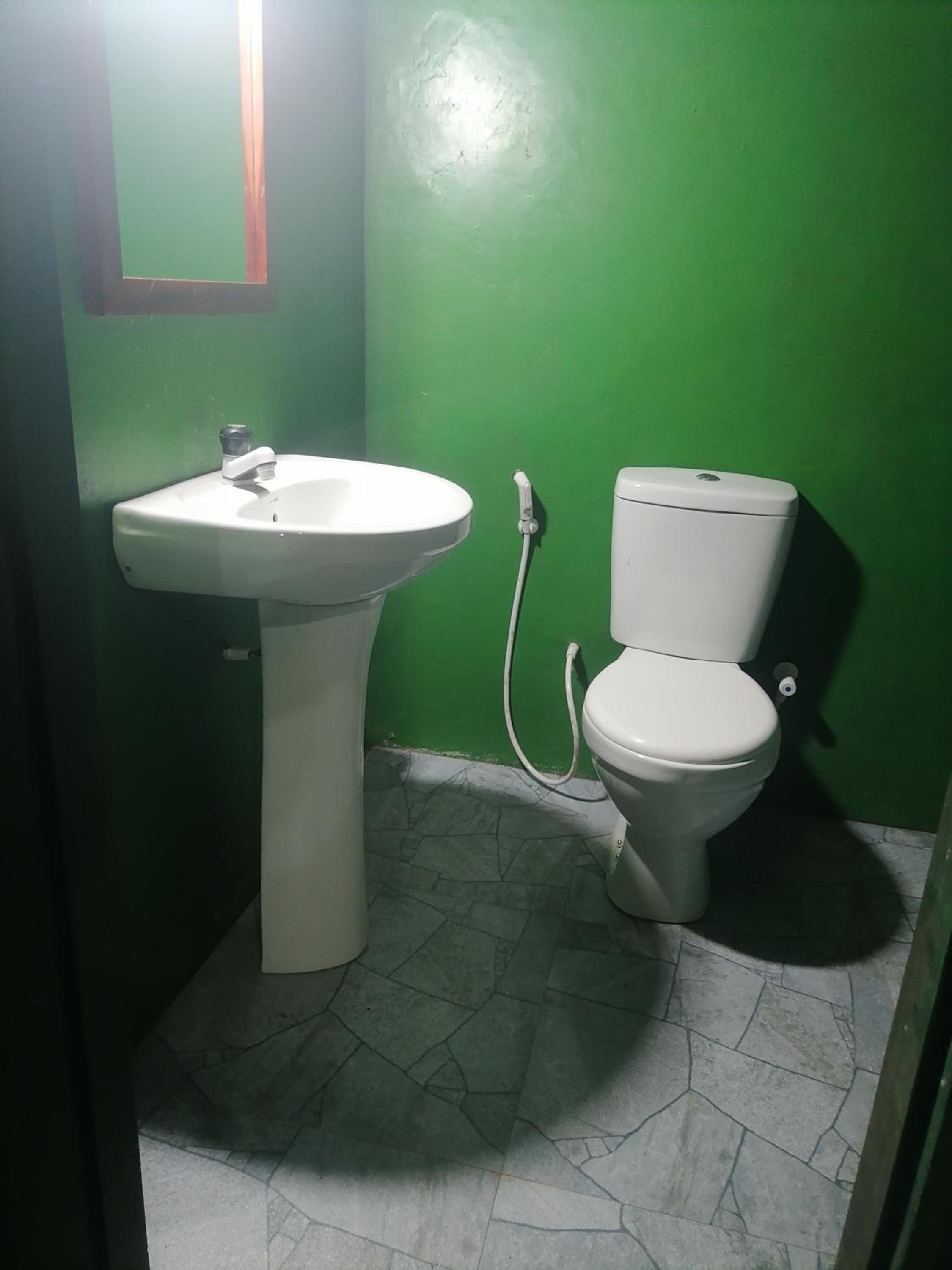 Family Room with Private Bathroom photo 3