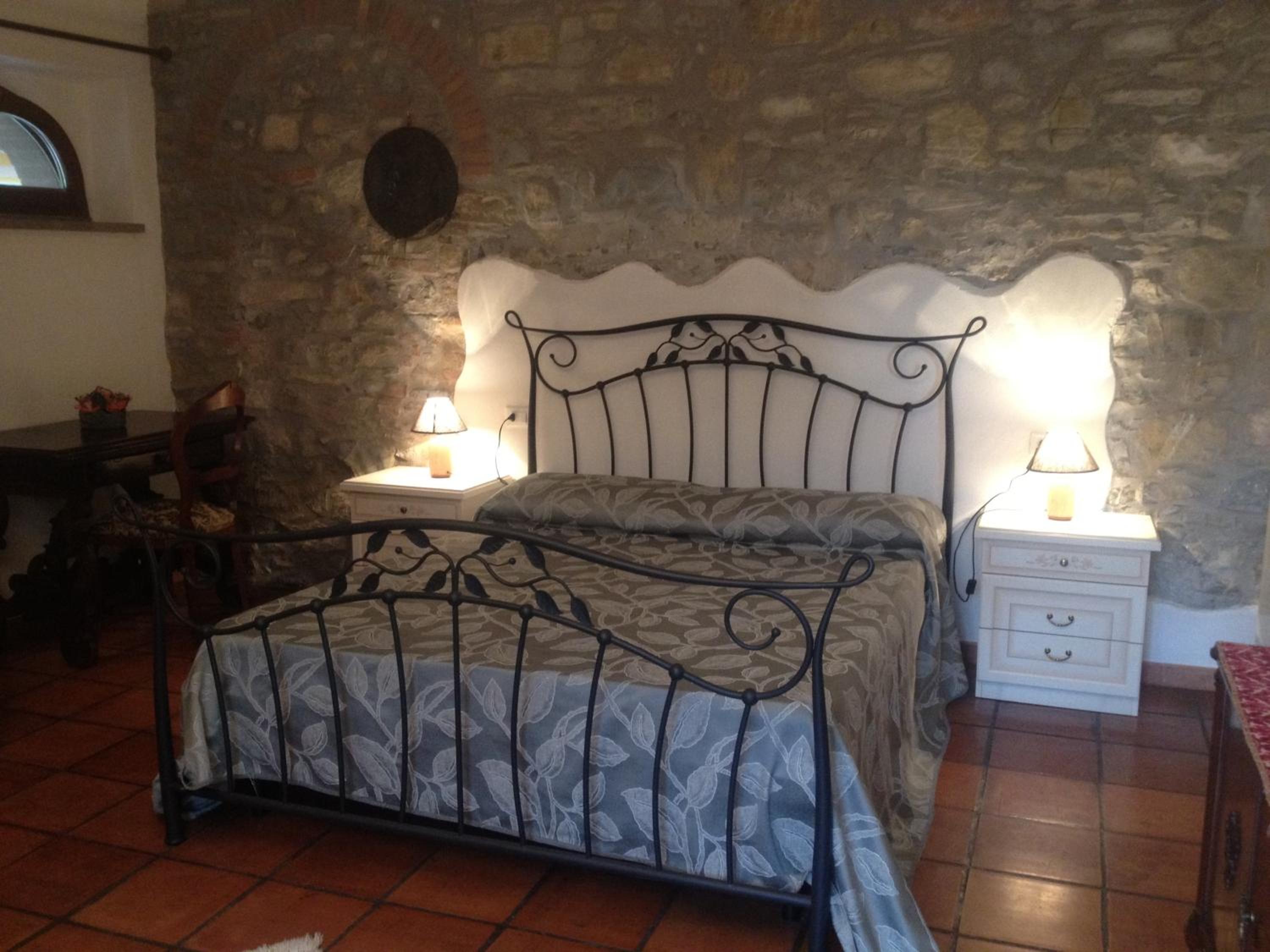 Double Room - Photo 4