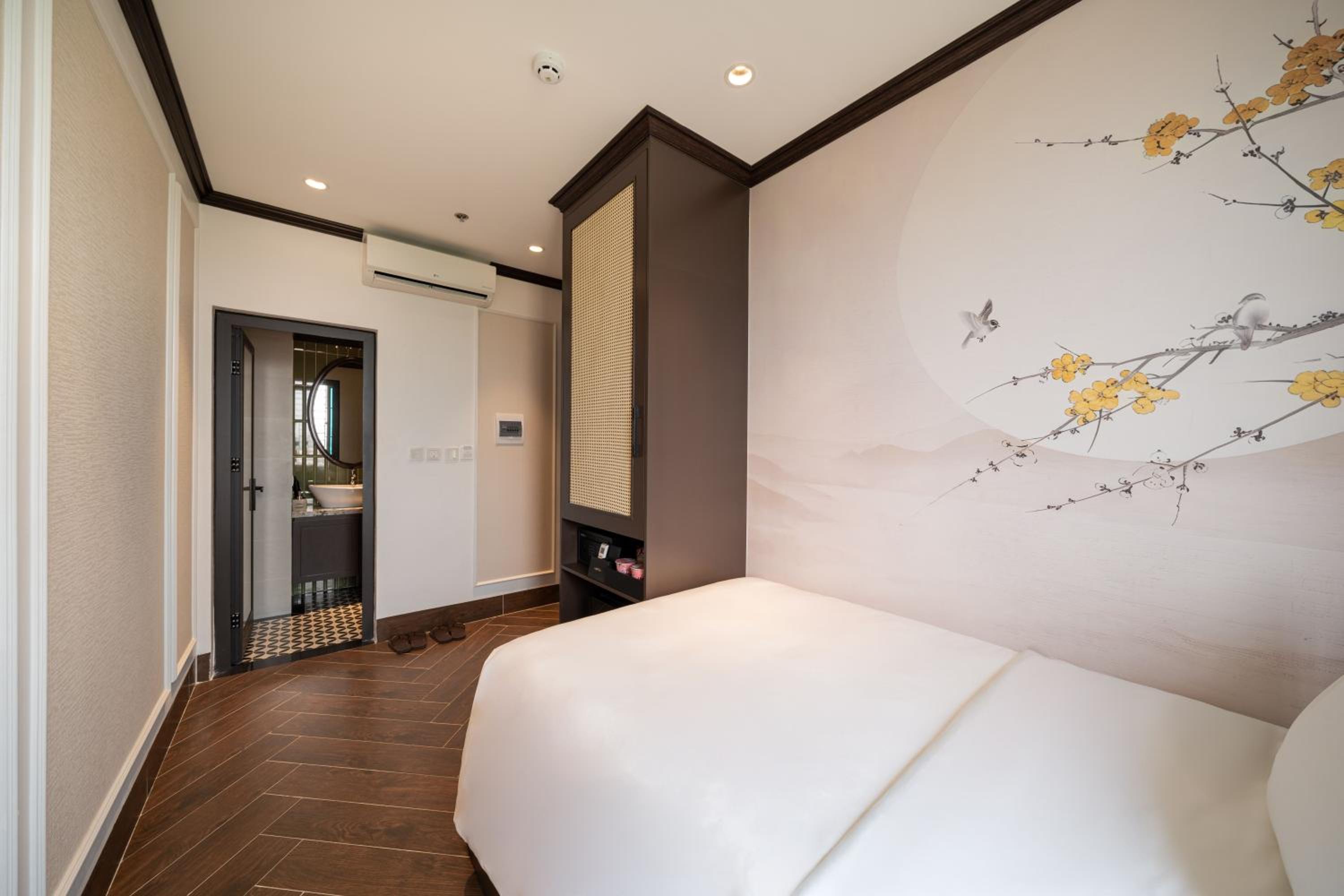Single Room with Park View photo 2