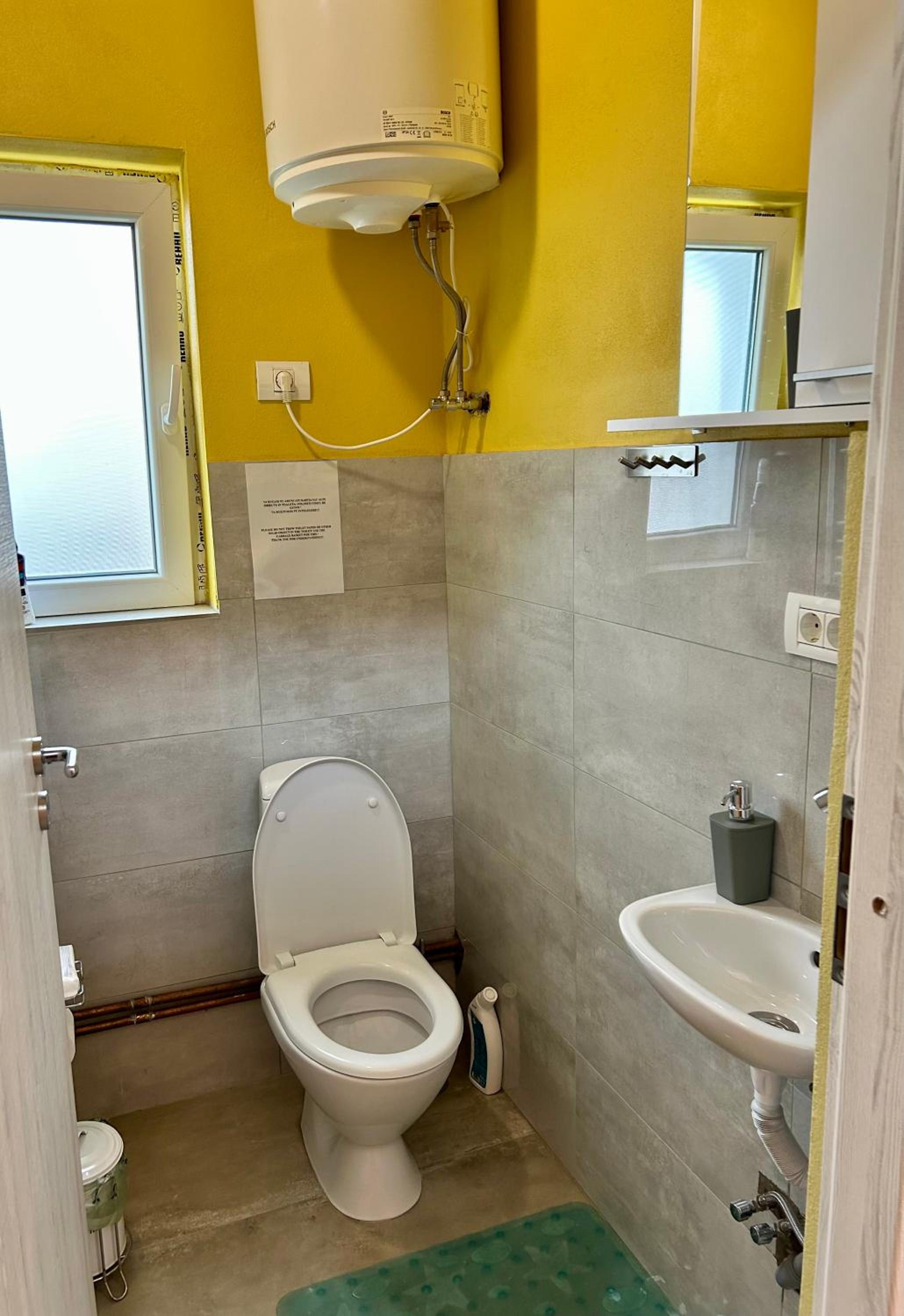 Double Room with Private Bathroom photo 1