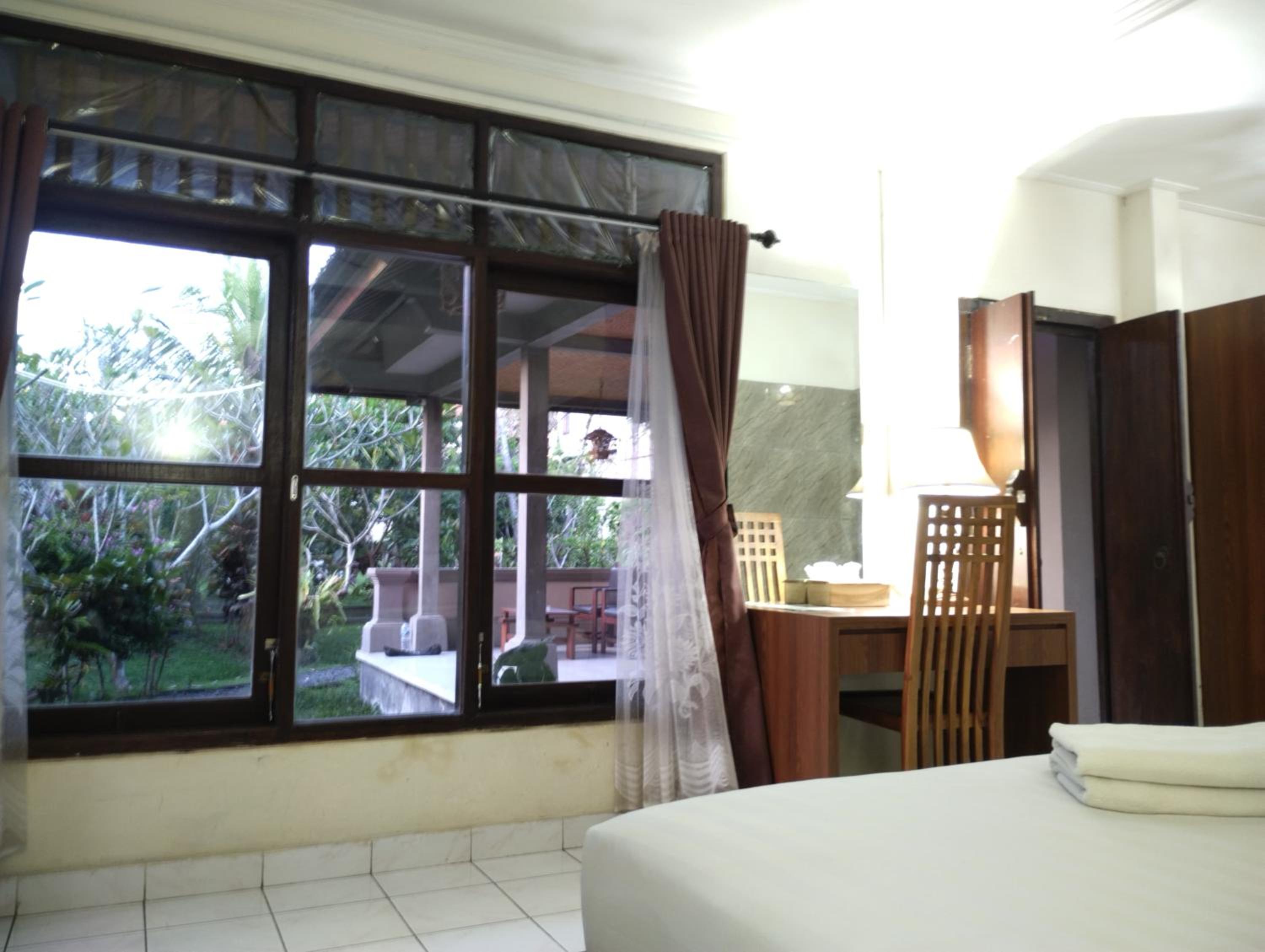 Basic Triple Room - Photo 22