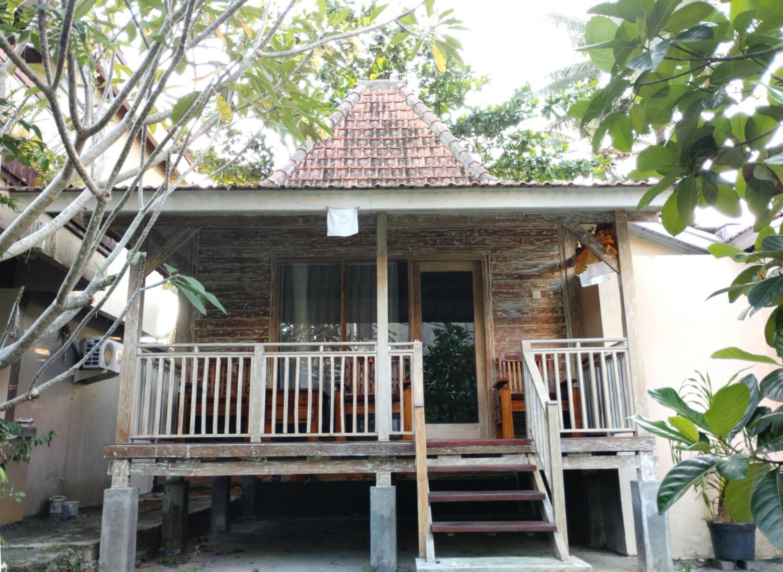 One-Bedroom Bungalow - Photo 8