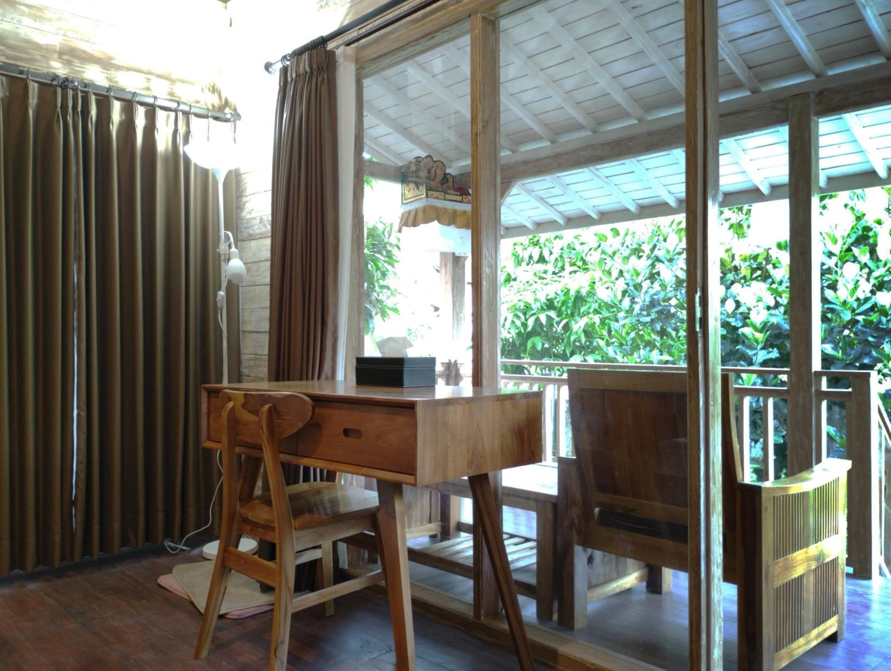 One-Bedroom Bungalow - Photo 7