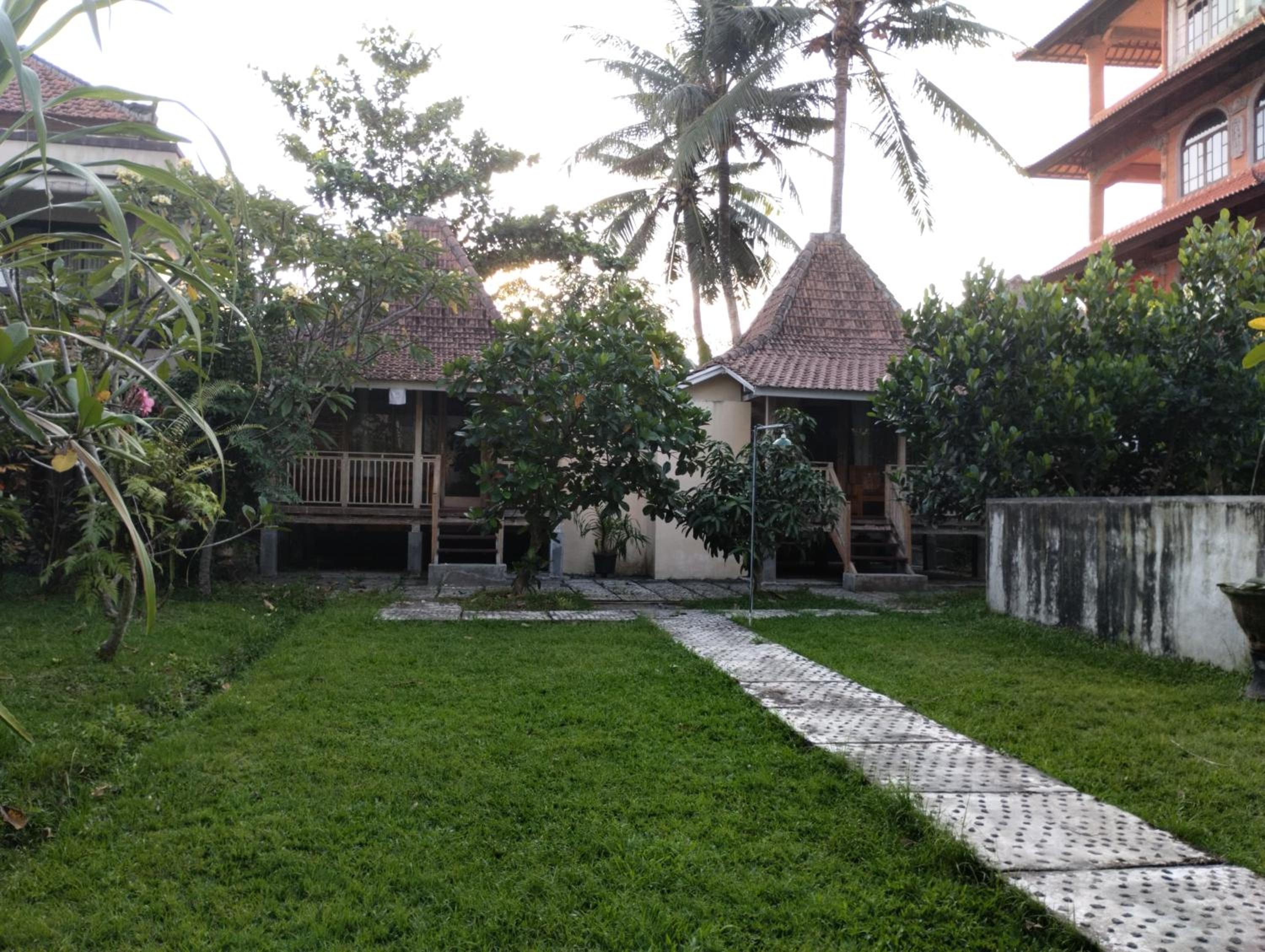 One-Bedroom Bungalow - Photo 9