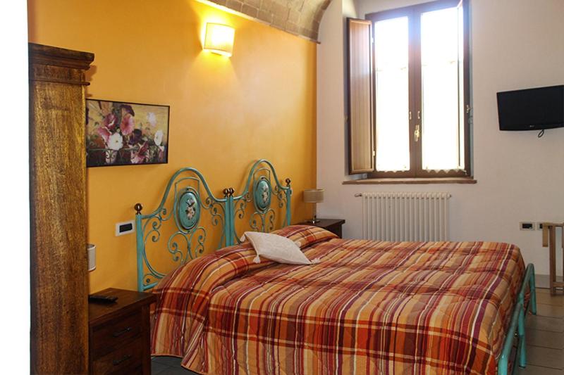 Double or Twin Room with Private Bathroom photo 1