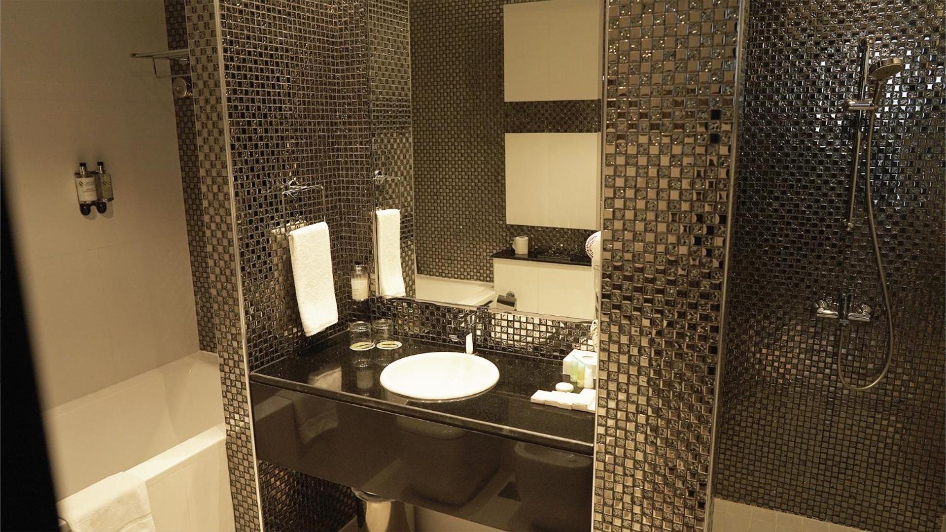 Executive Club Suite photo 3
