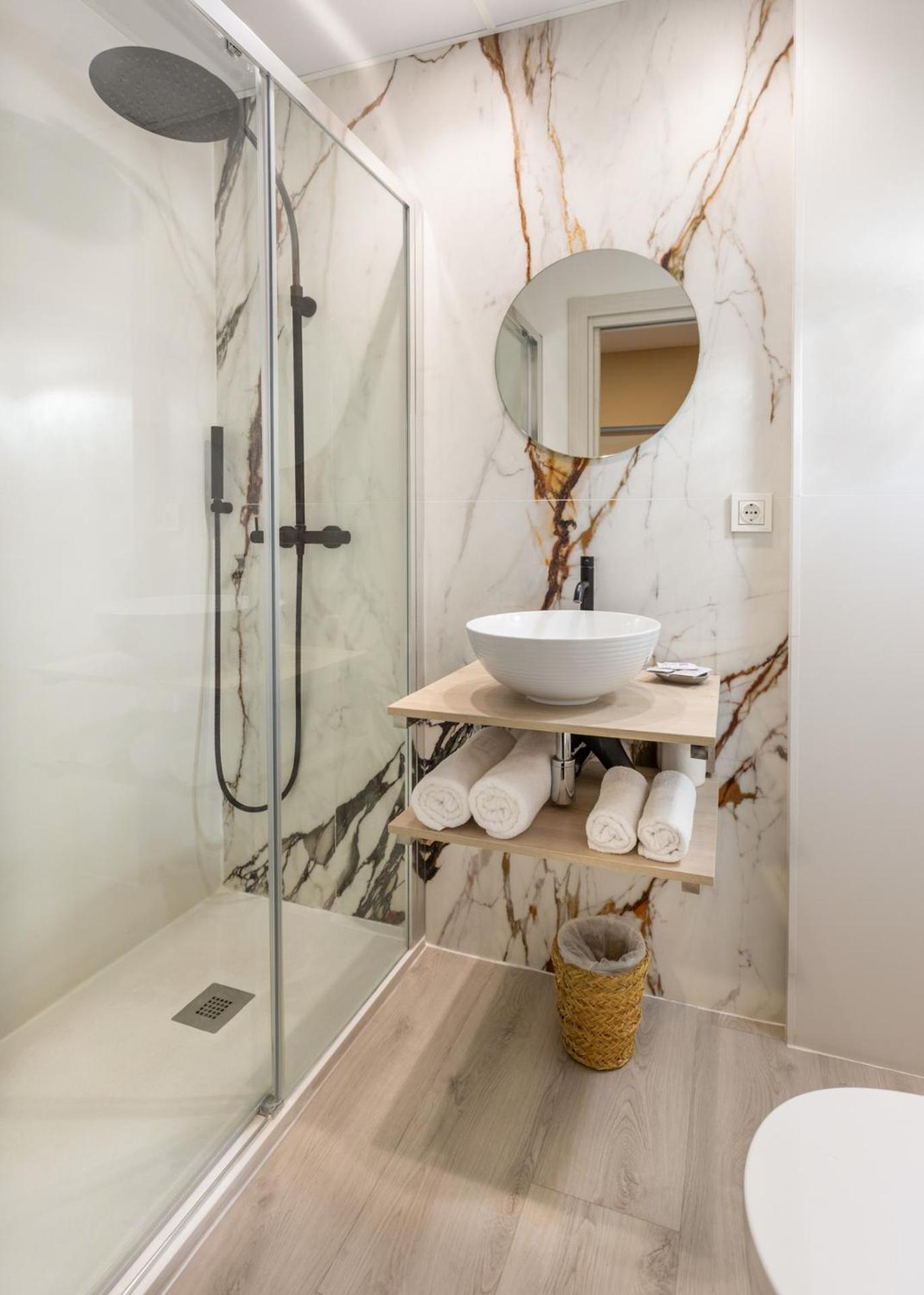 Standard Room - Photo 18