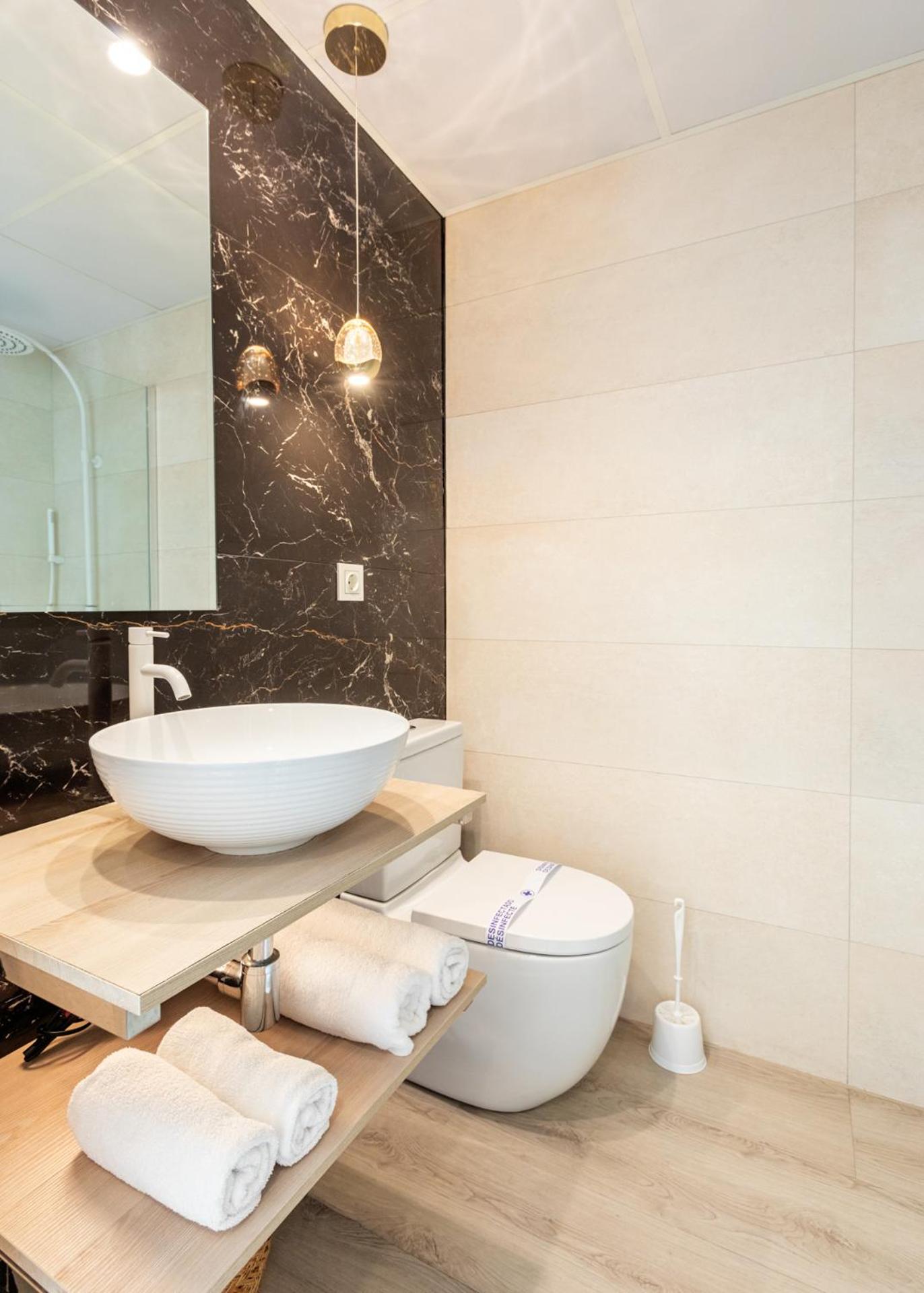 Standard Room - Photo 17