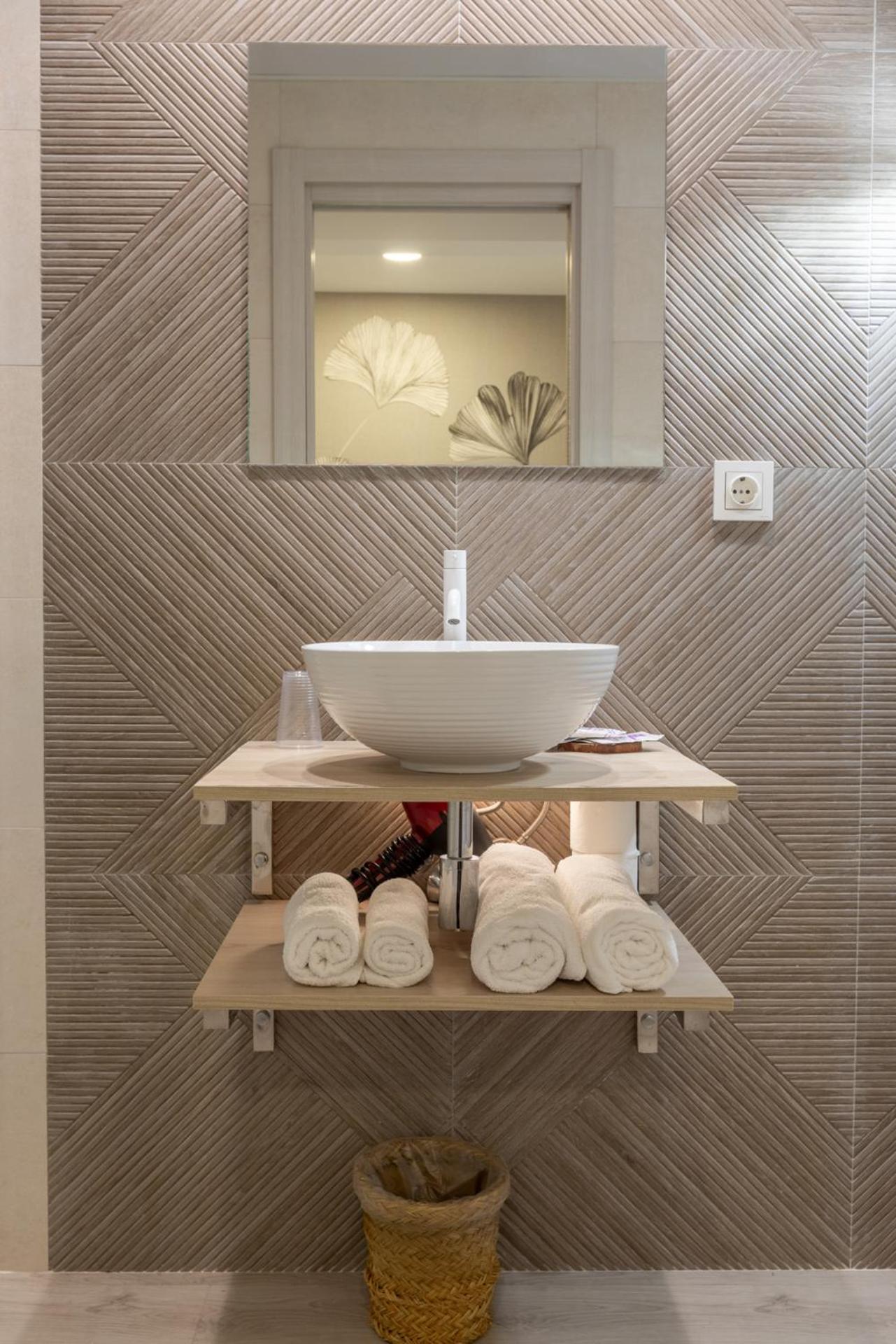Standard Room - Photo 12