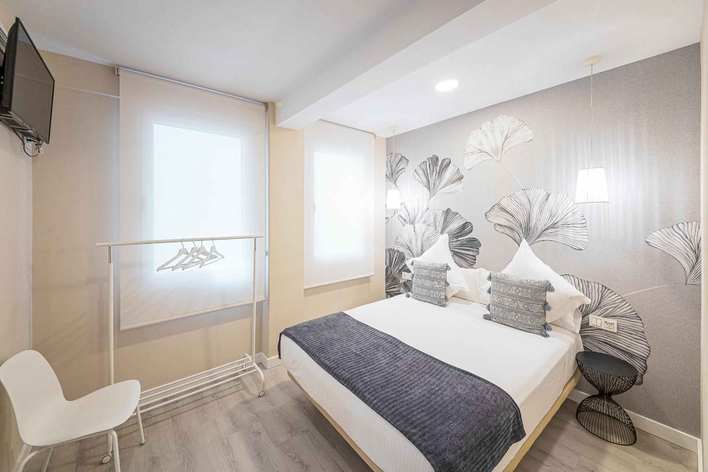 Standard Room - Photo 9