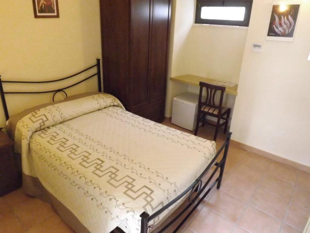 Economy Double Room - Photo 1