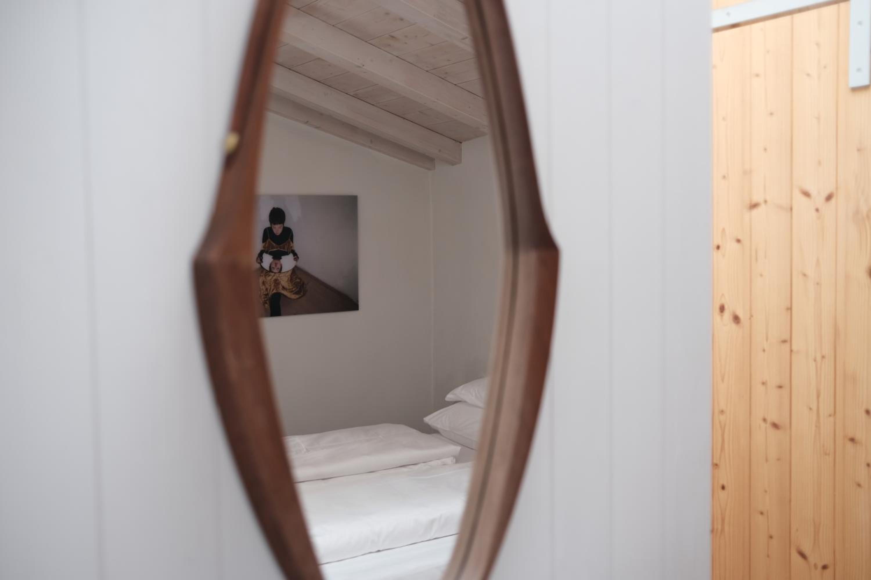 Deluxe Room - Photo 4