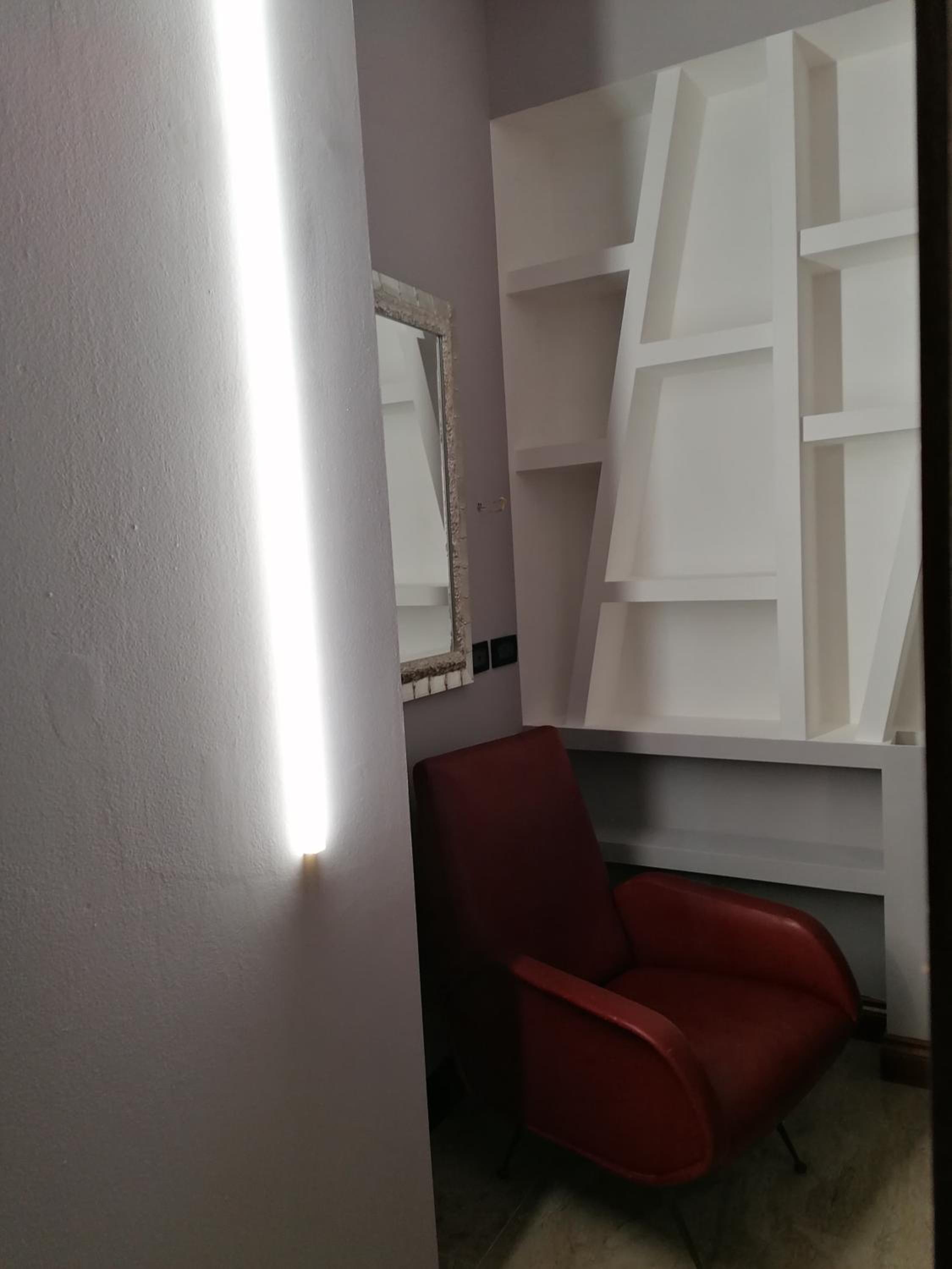 Deluxe One-Bedroom Apartment