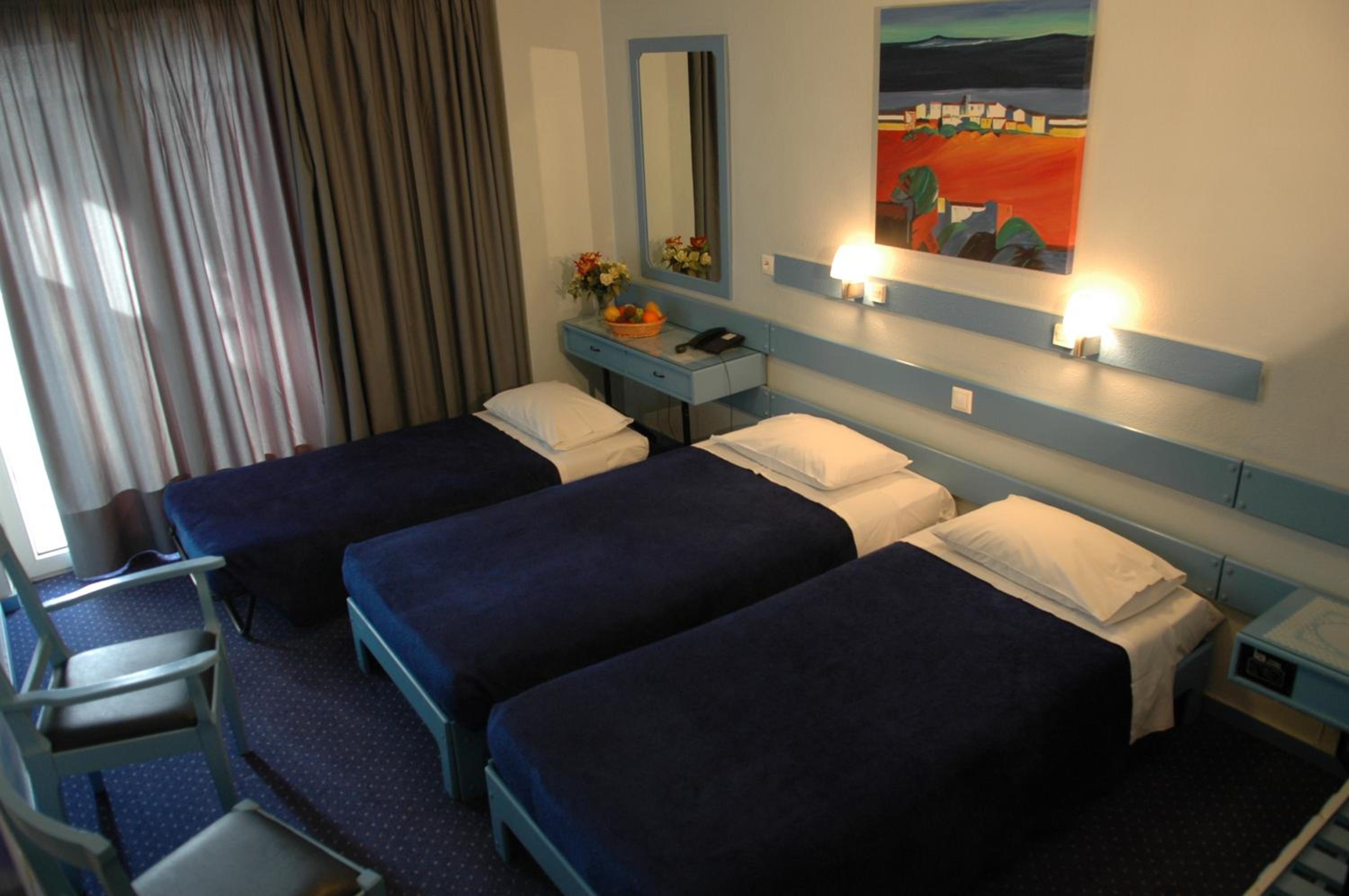 Triple Room - Photo 4