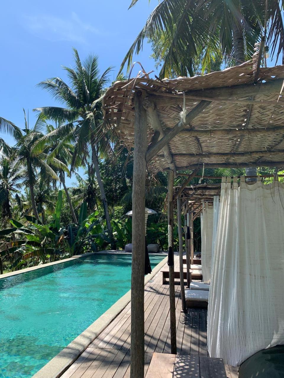 Deluxe Bungalow with Sea View