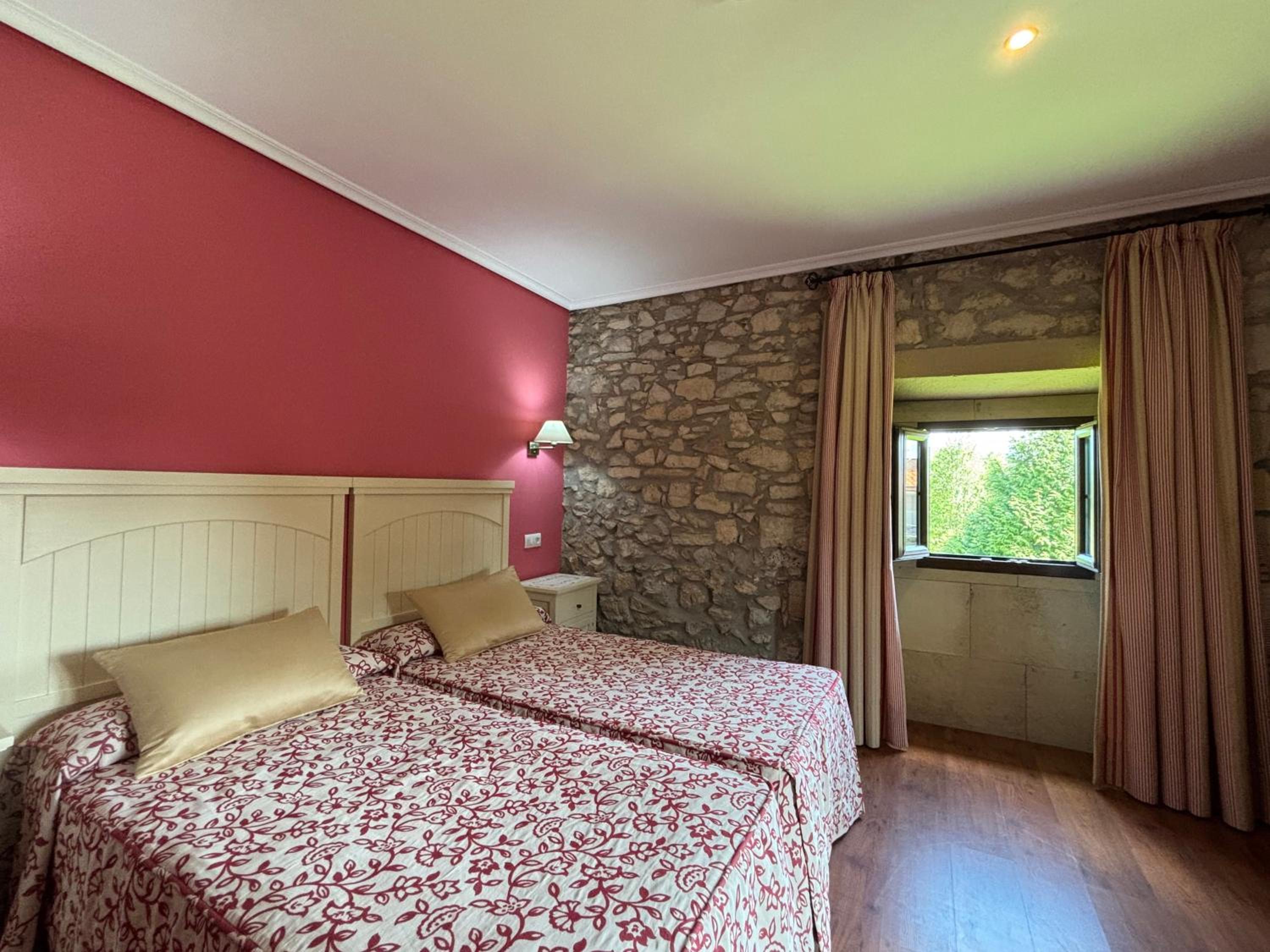 Superior Double or Twin Room - Photo 1