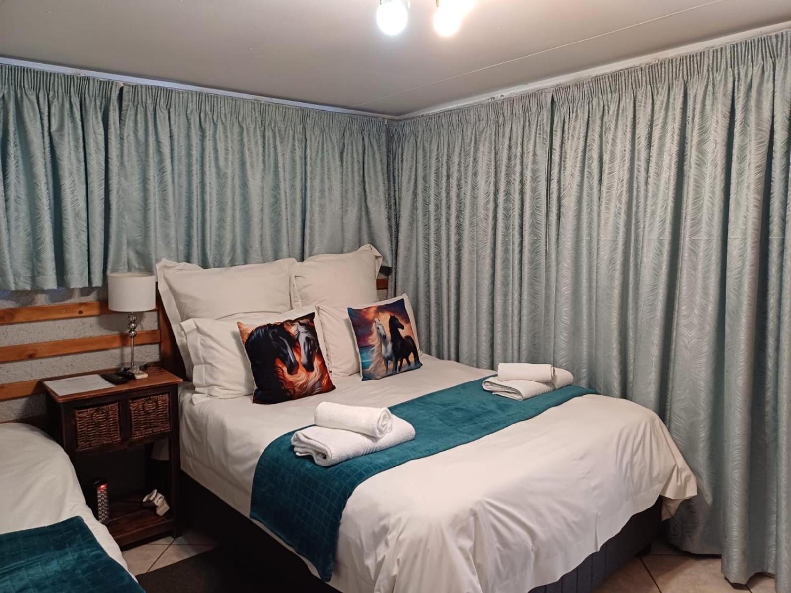 Standard Queen Room - Photo 5