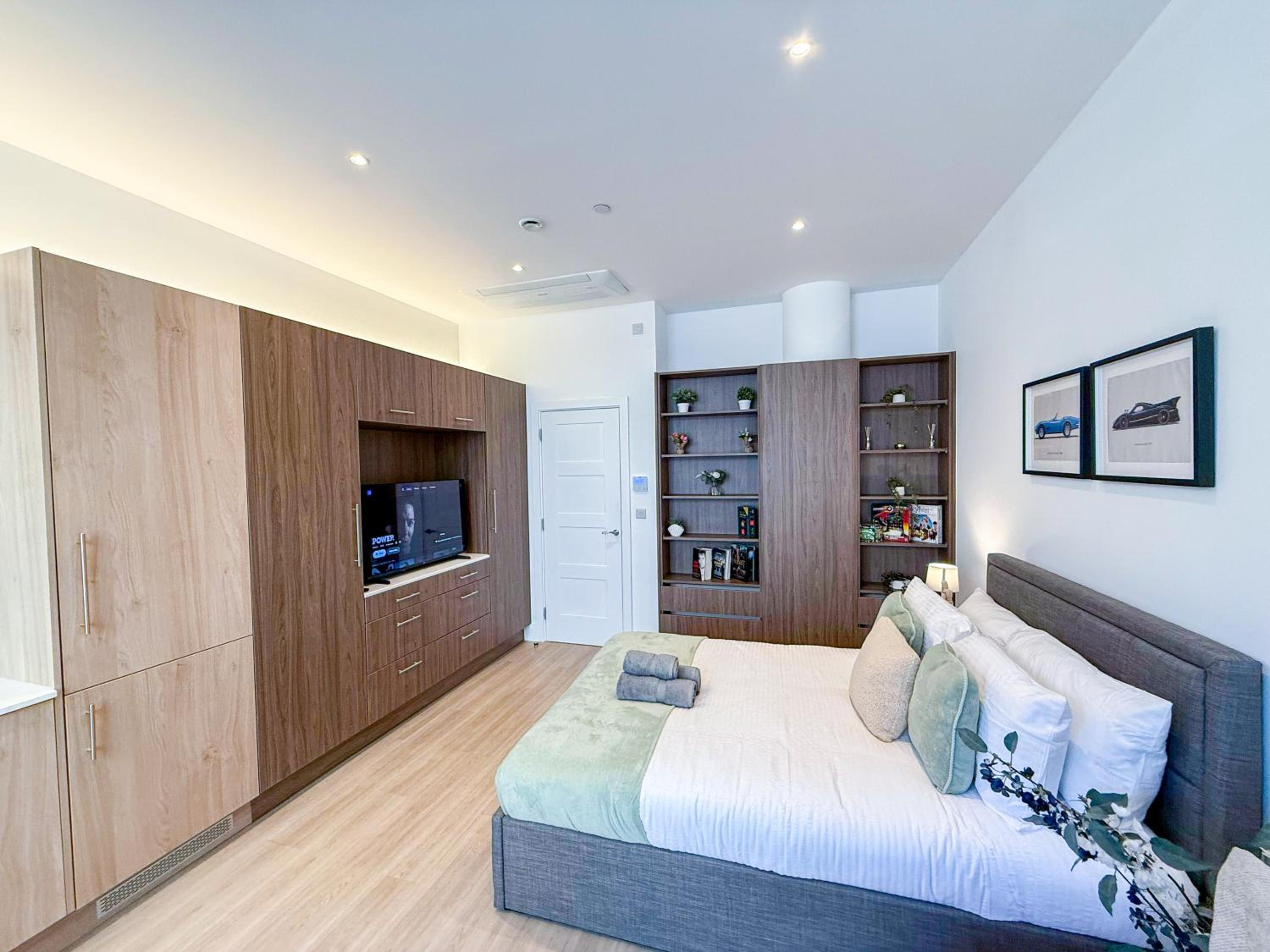 Studio Apartment photo 2