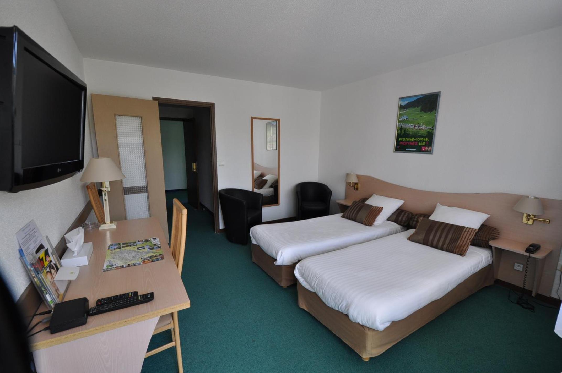 Standard Twin Room with Shower photo 1