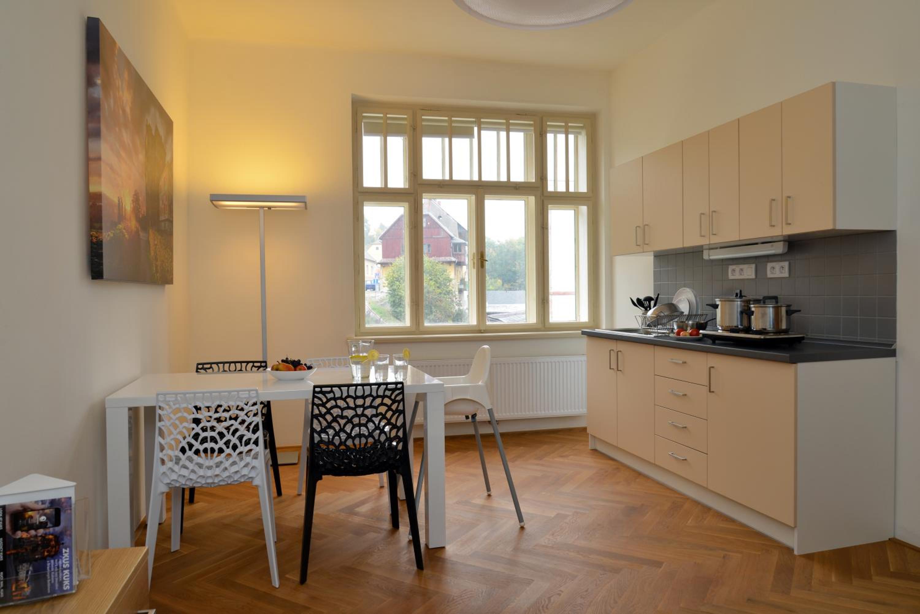 Apartment photo 3