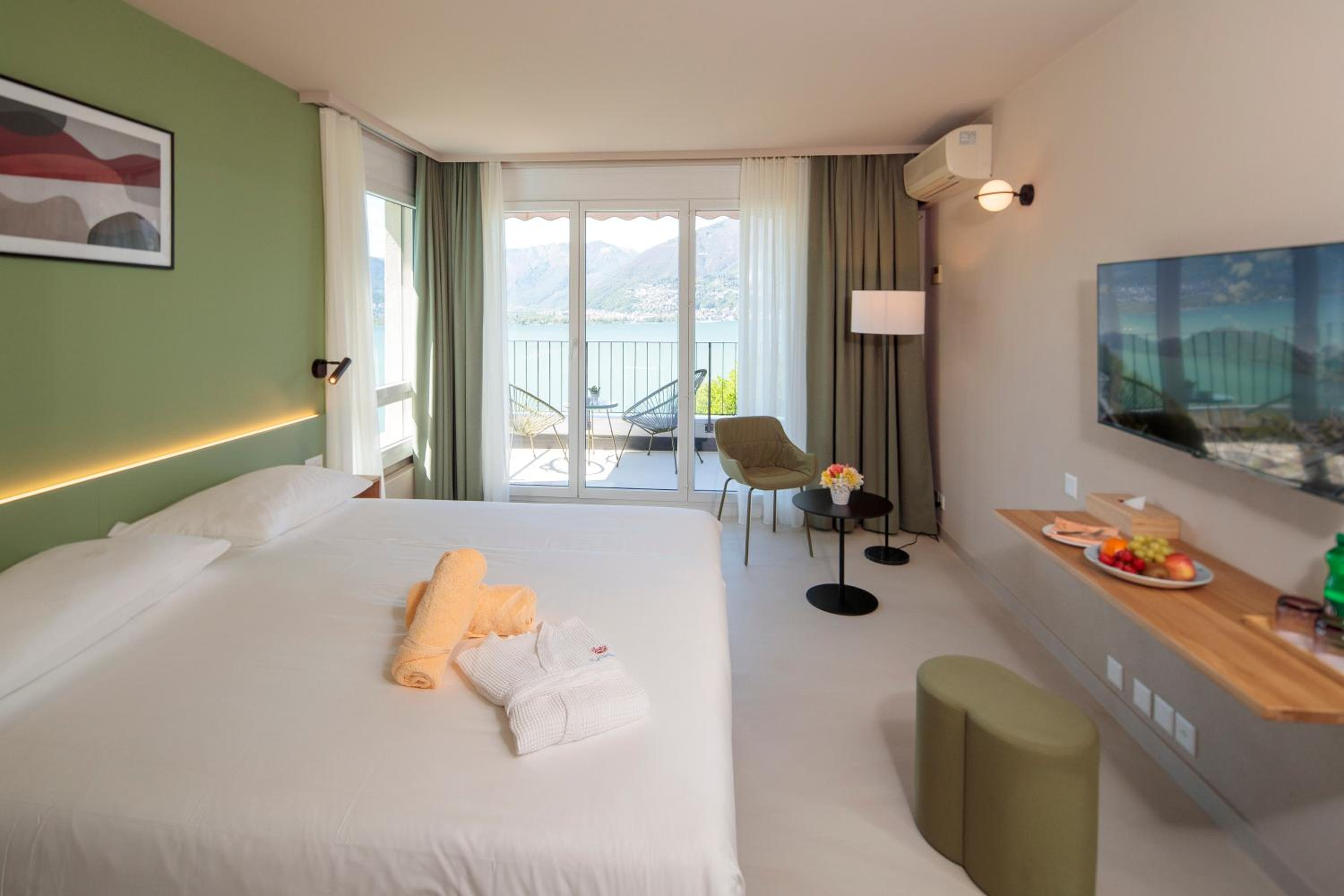 Bellavista Deluxe Double Room with Balcony - Photo 1
