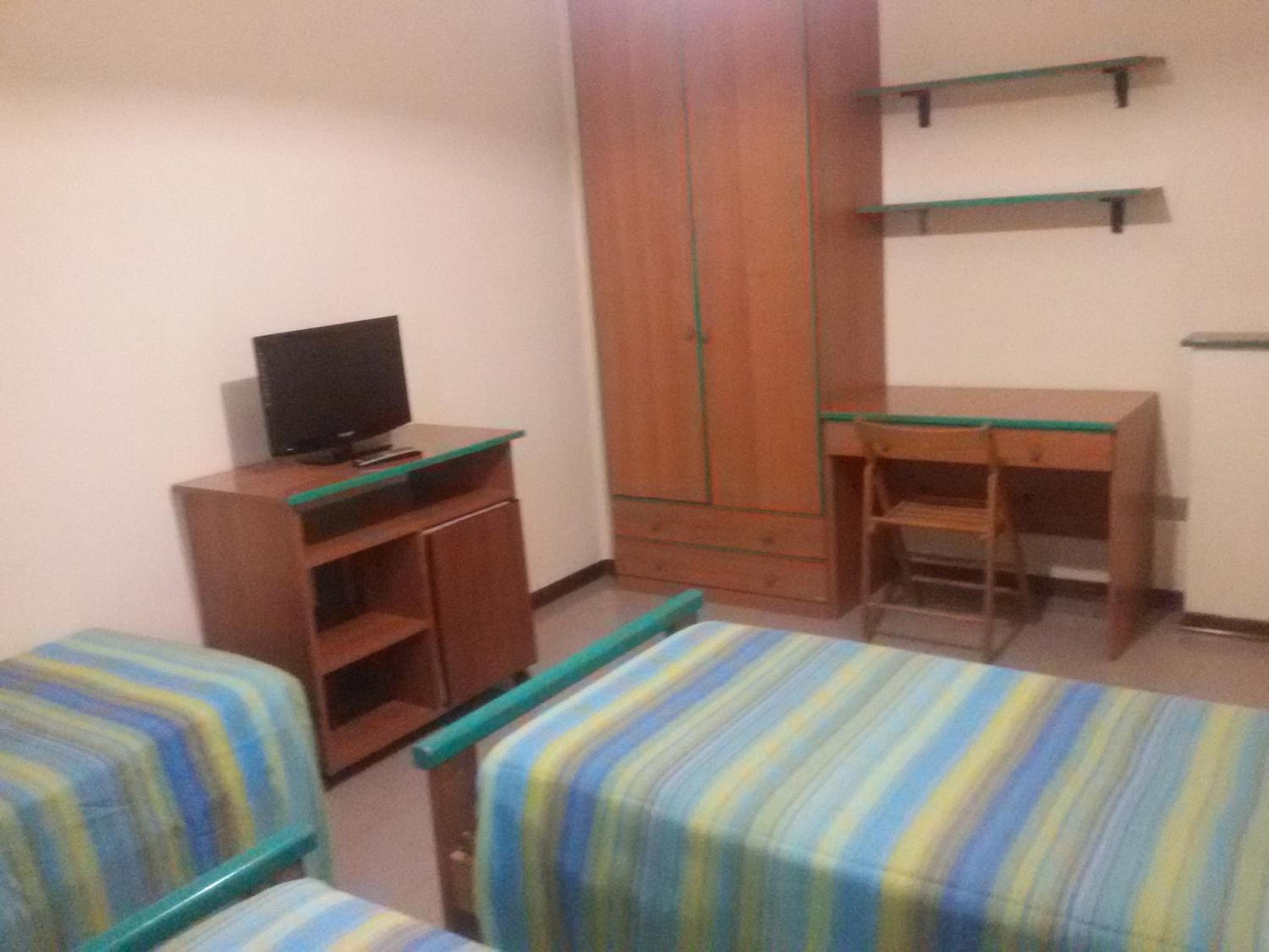 Twin Room - Photo 1