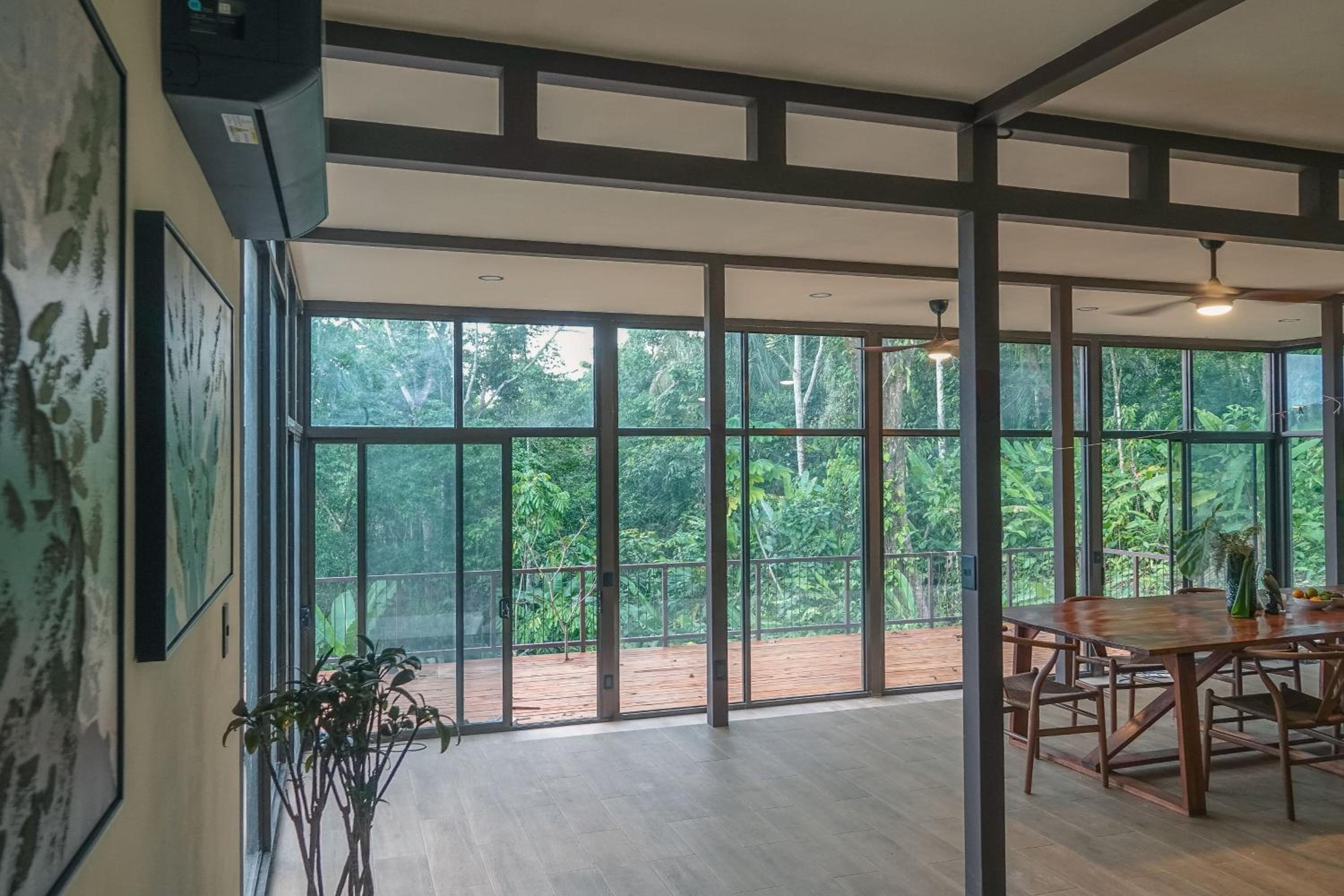 Three-Bedroom Vacation Home  photo 2