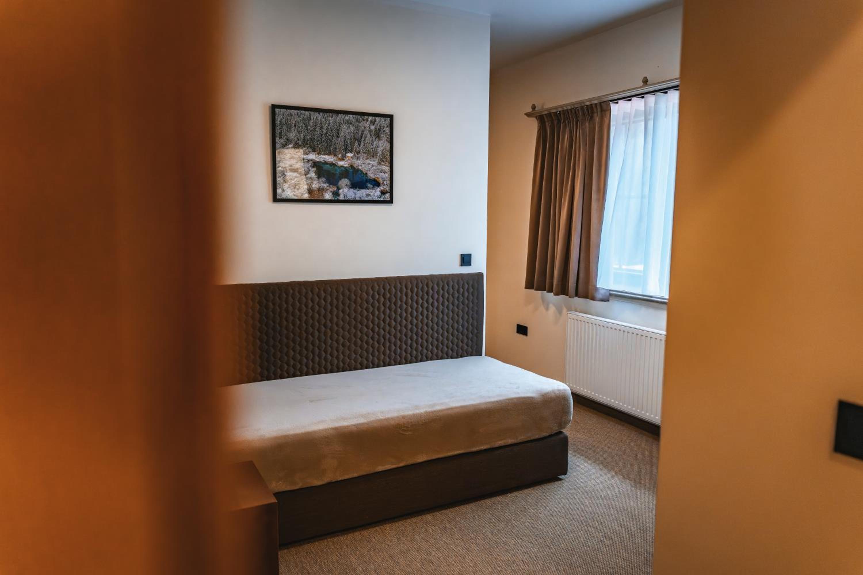 Triple Room - Photo 8