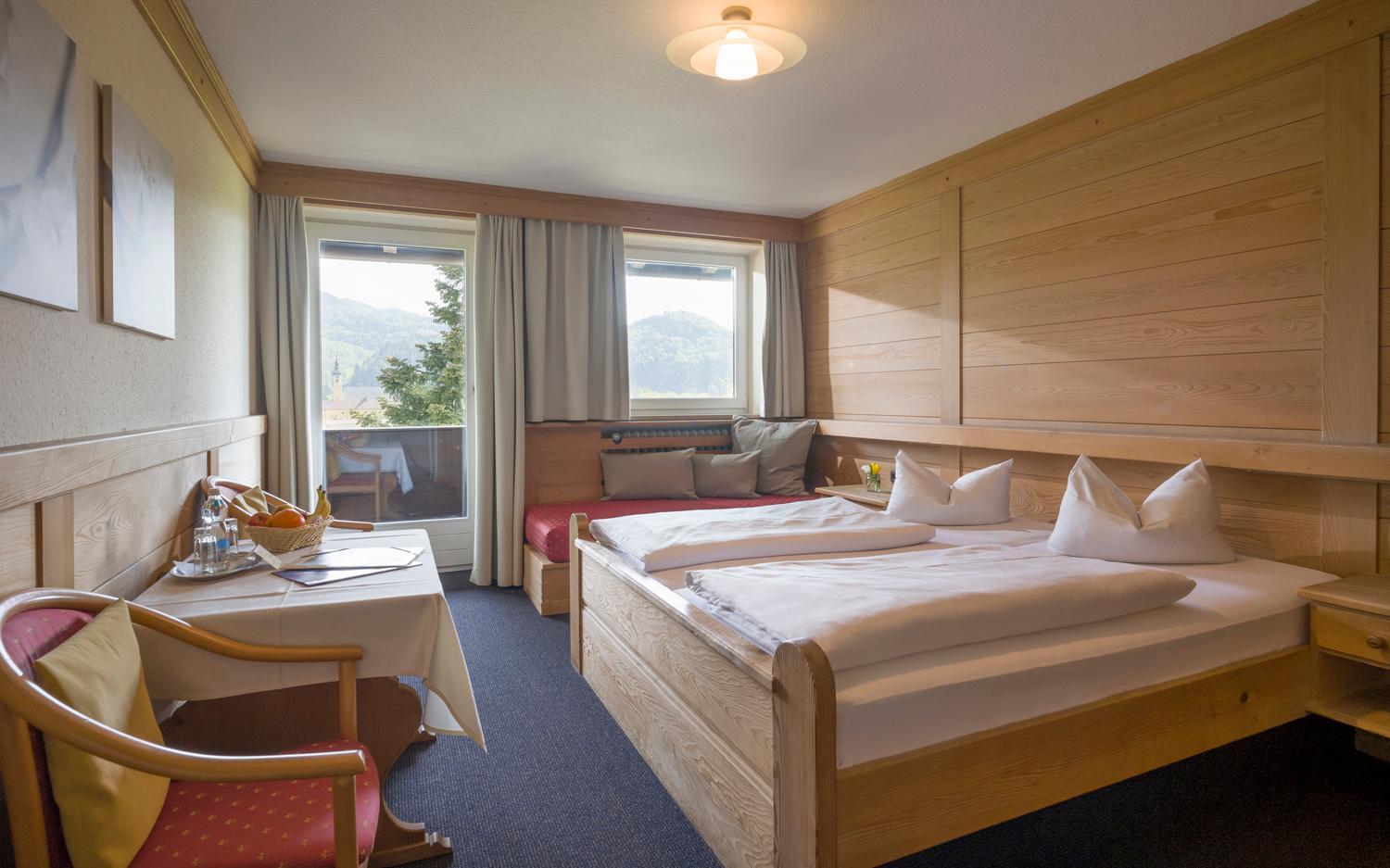 Economy Double Room photo 3