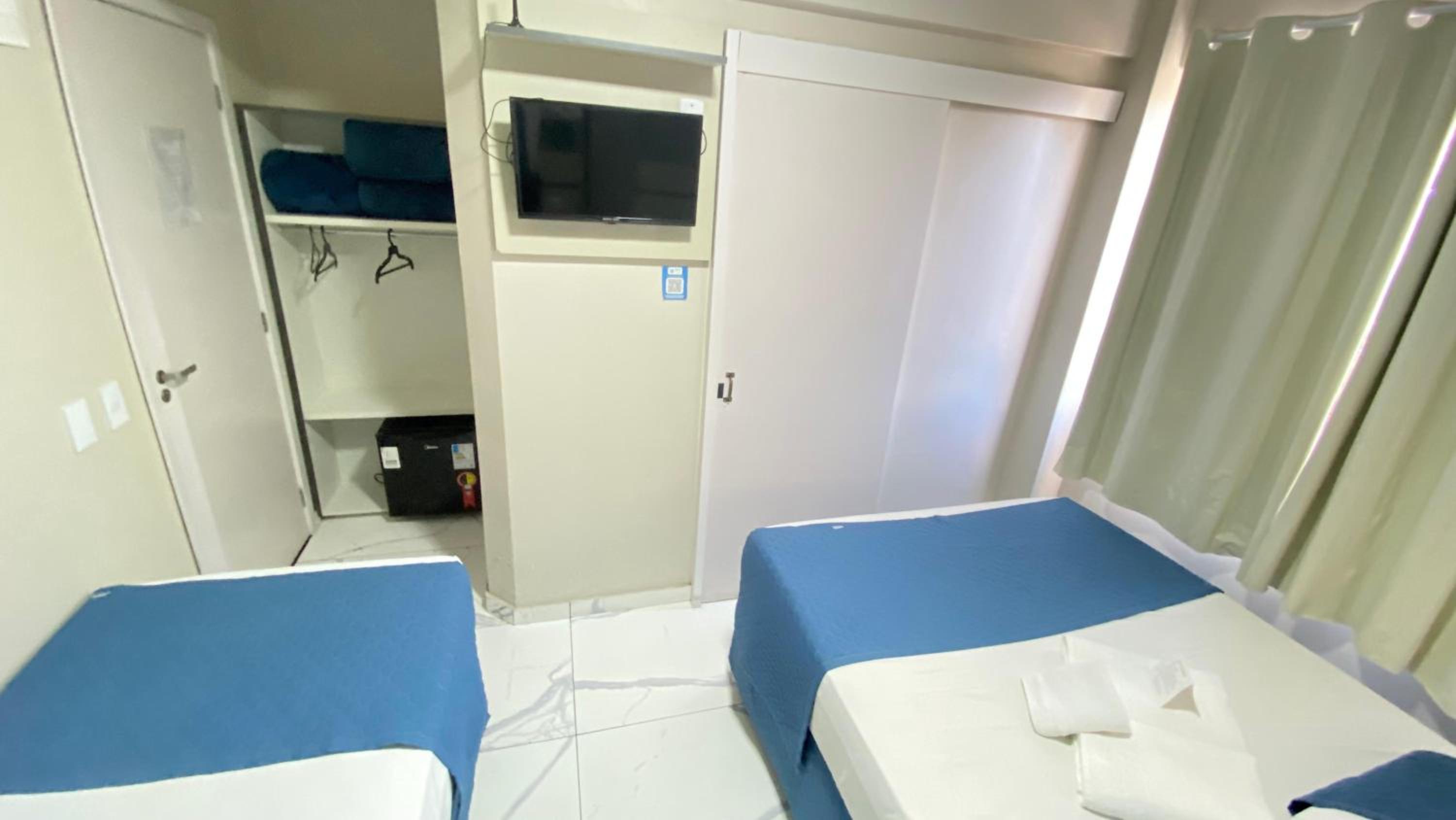 Superior Triple Room photo 3