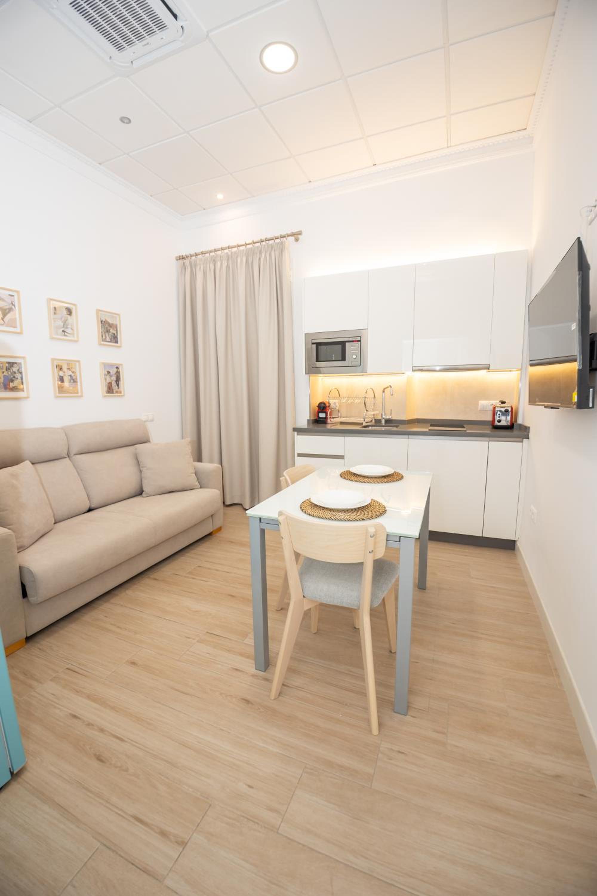 One-Bedroom Suite
