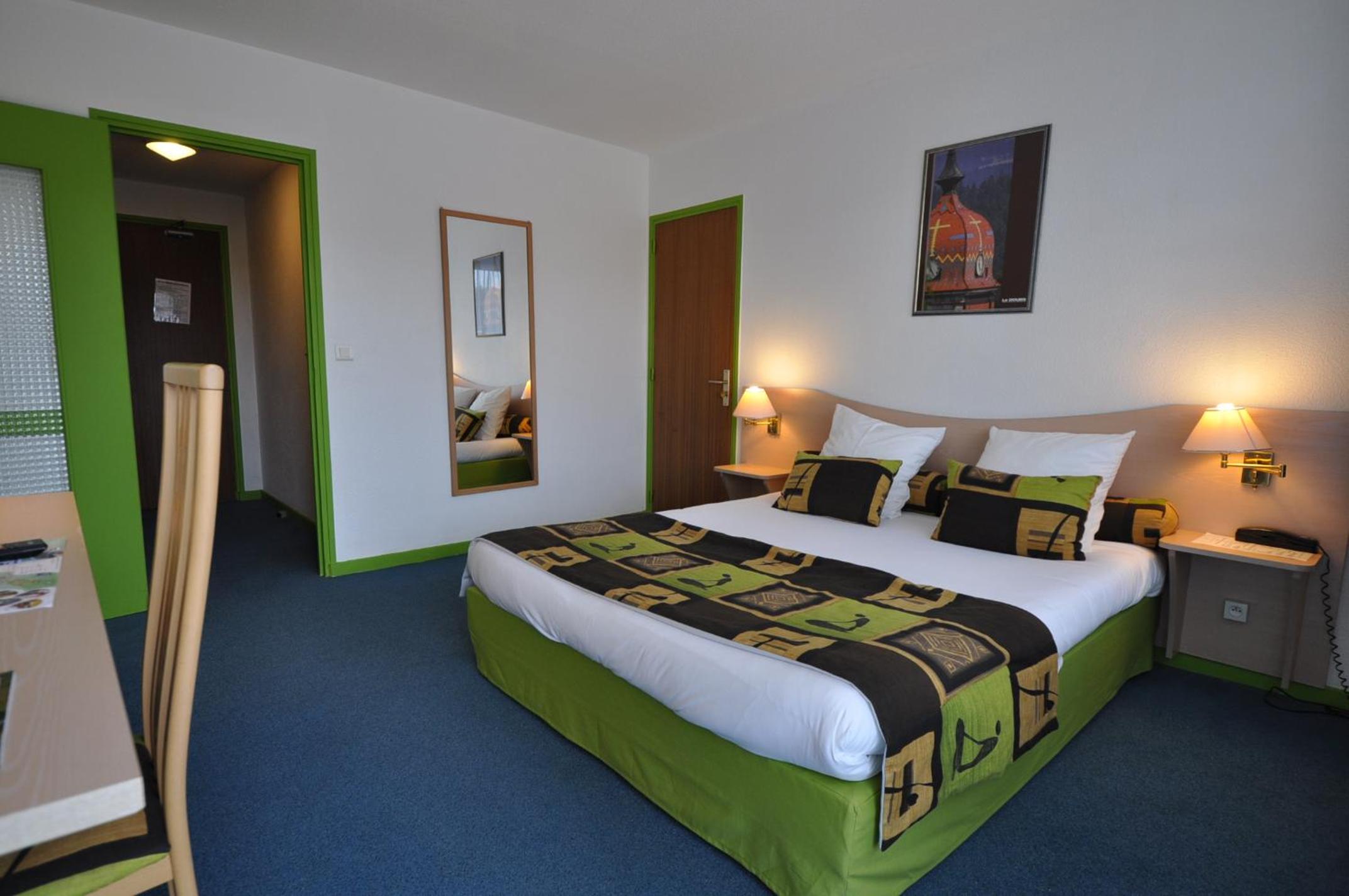 Standard Double Room photo 3