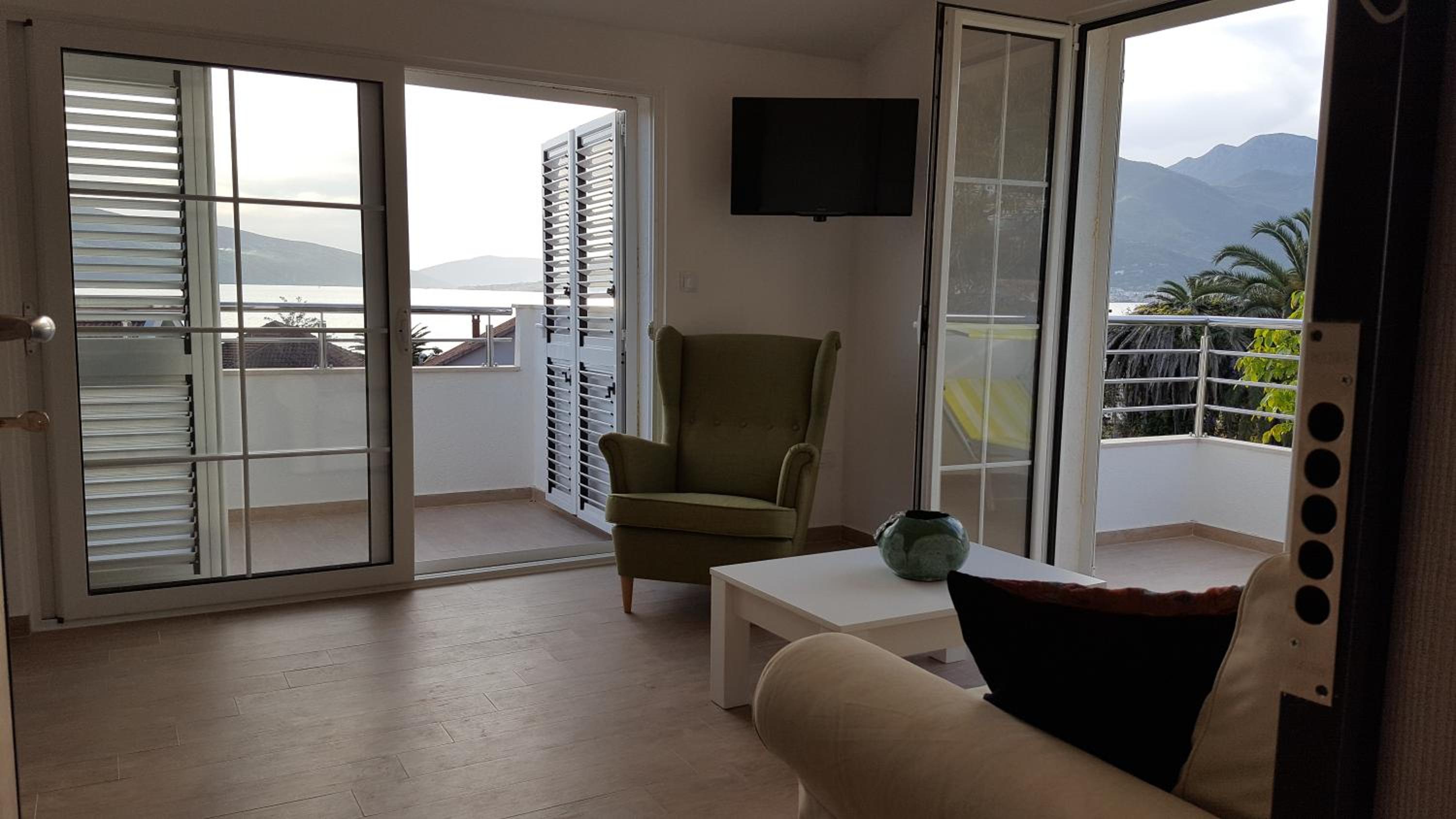 Apartment With Sea View