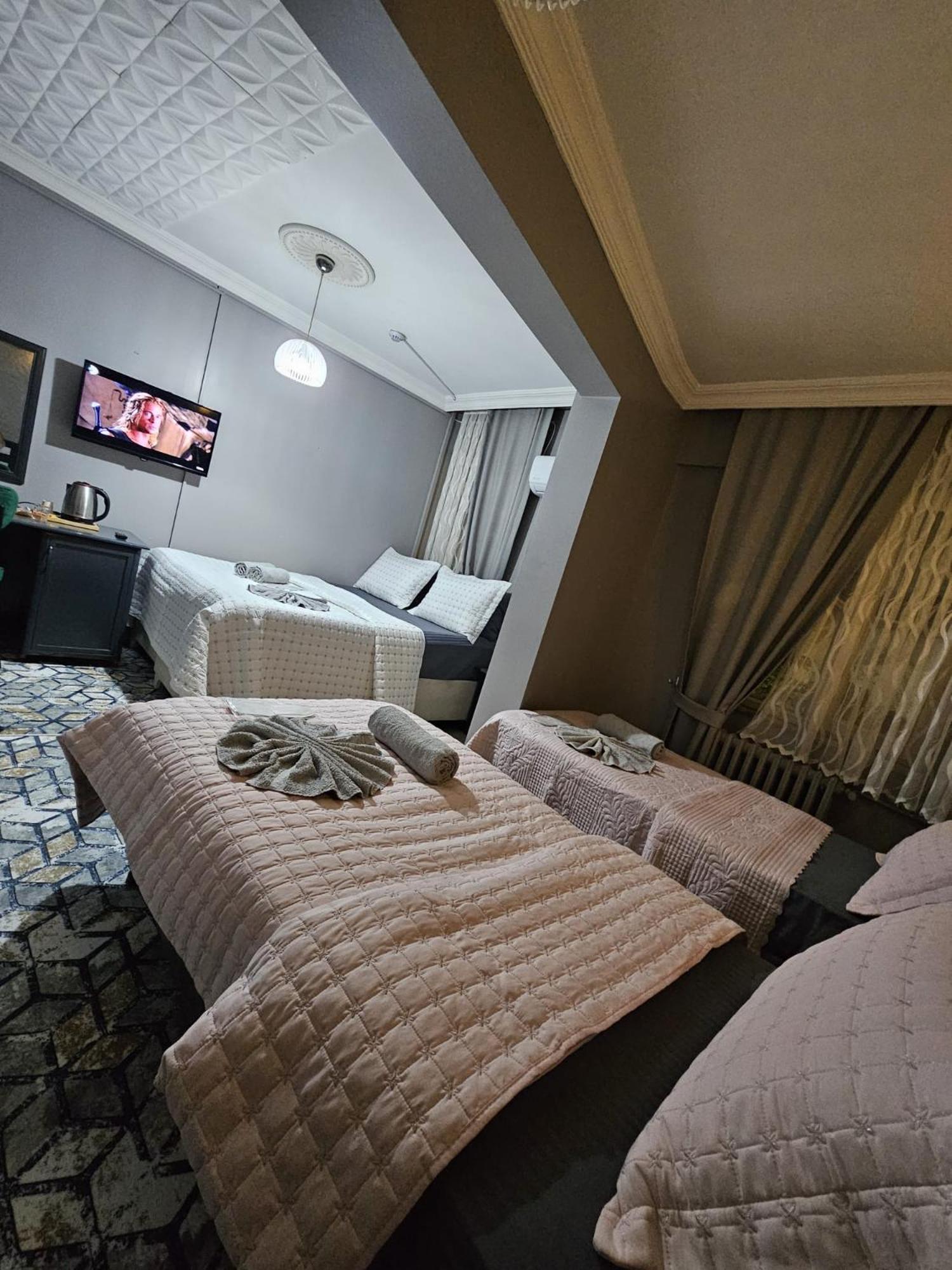 Deluxe Quadruple Room