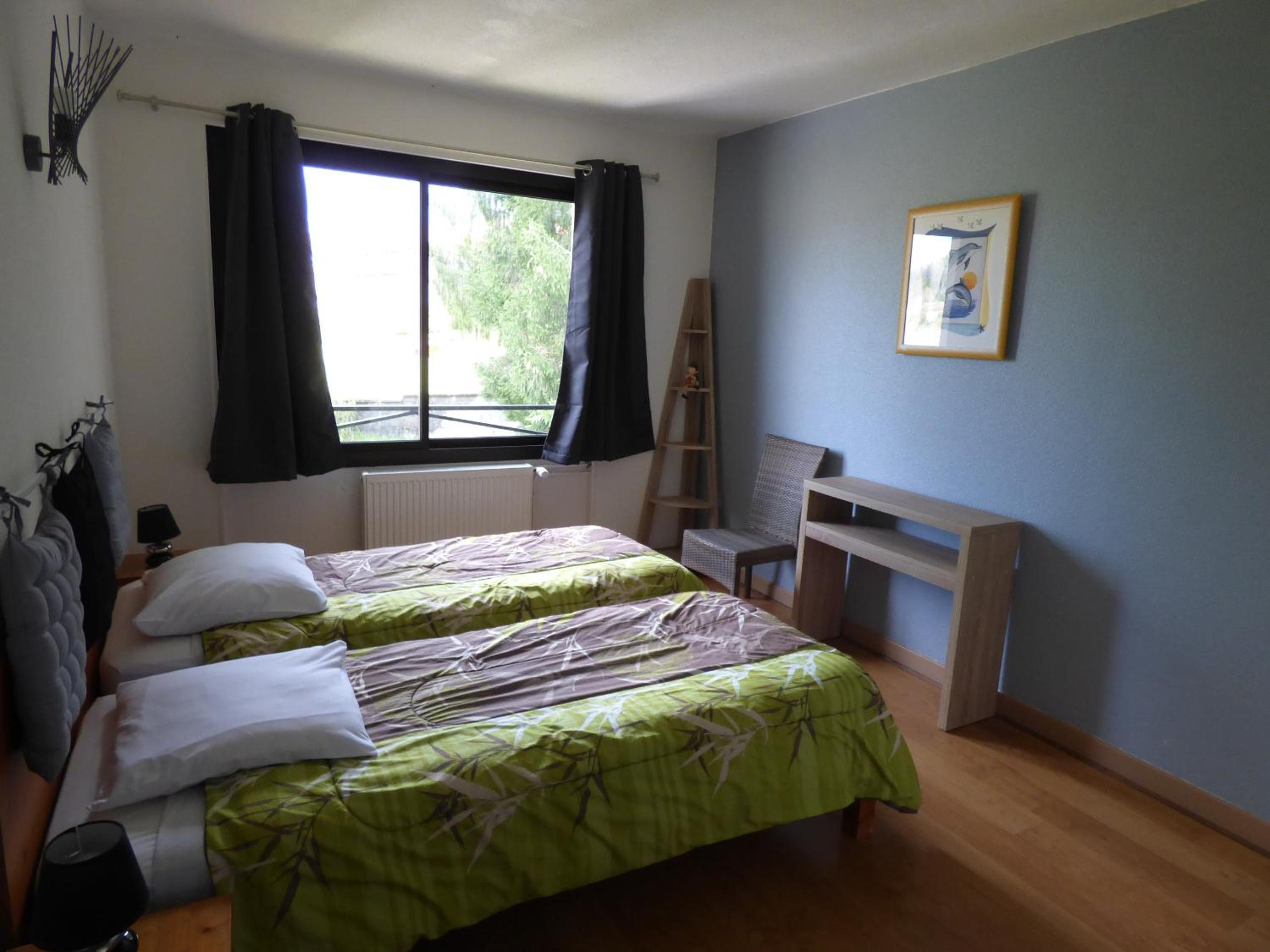 Twin Room with Garden View - Photo 2