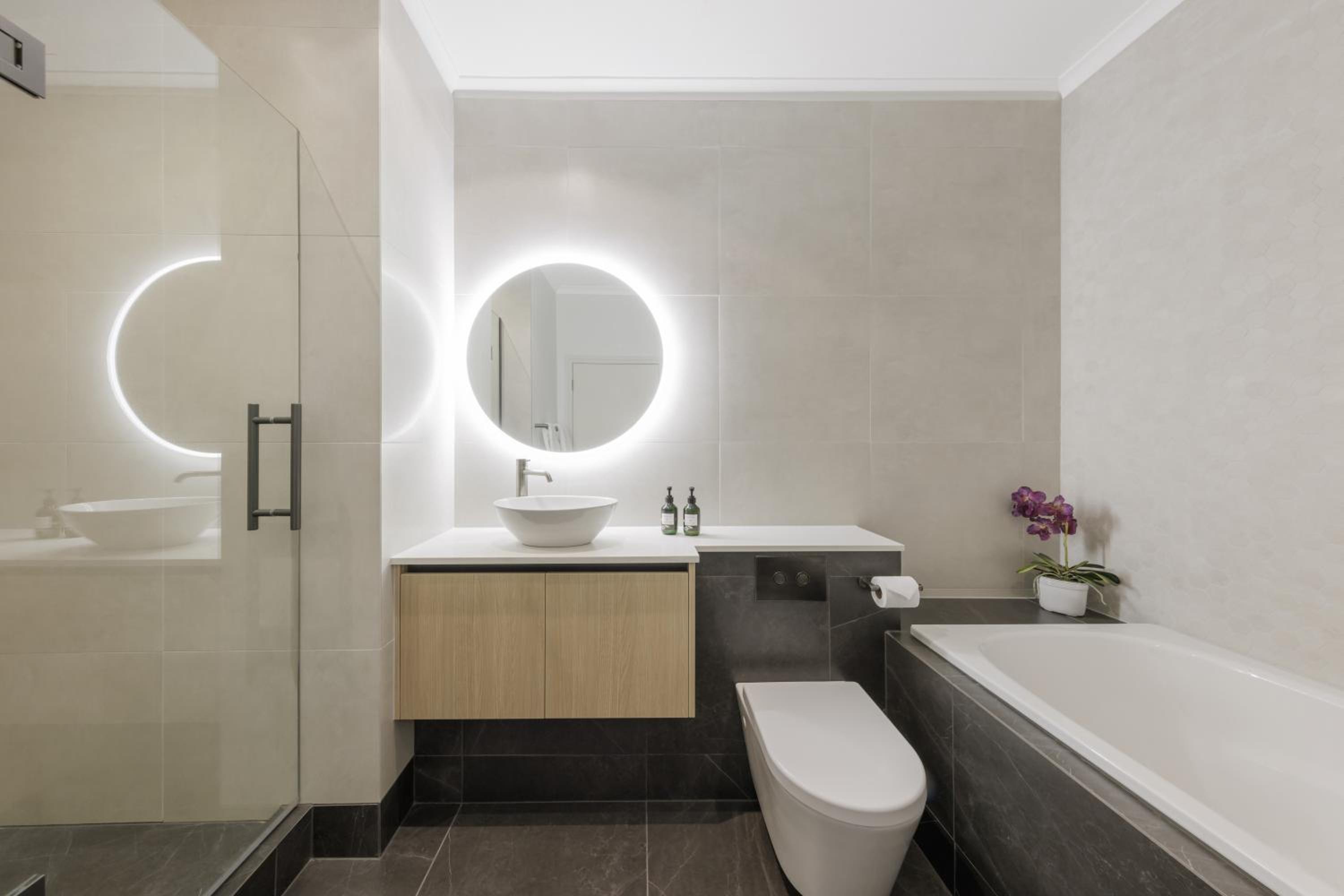 Premier Guest Room with City View