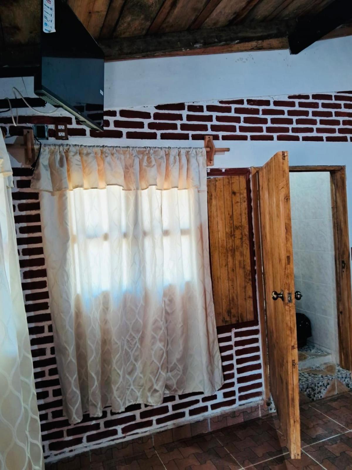 Deluxe Double Room with Balcony photo 3