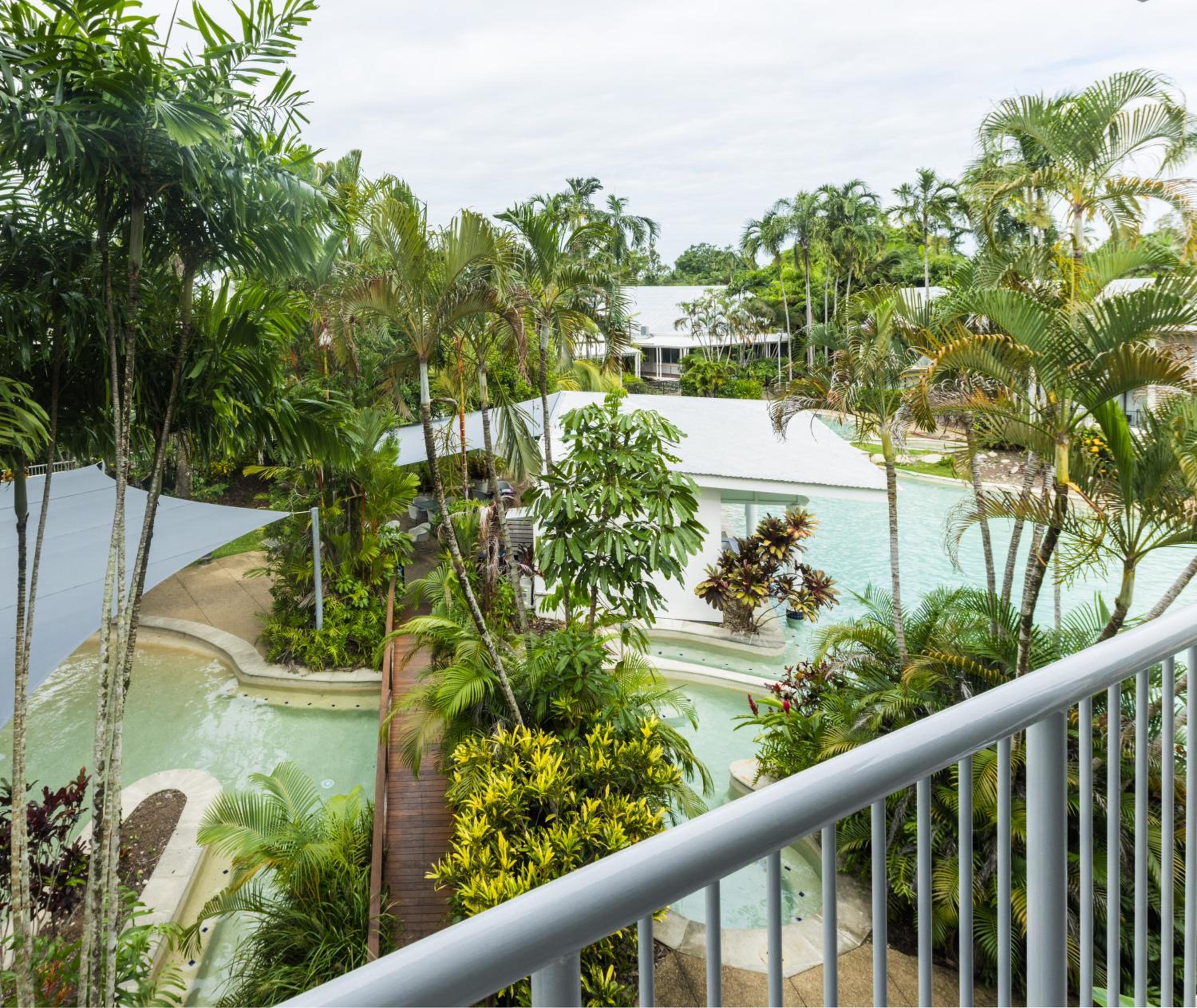 2 Bedroom Apartment Pool View Premier - No Housekeeping